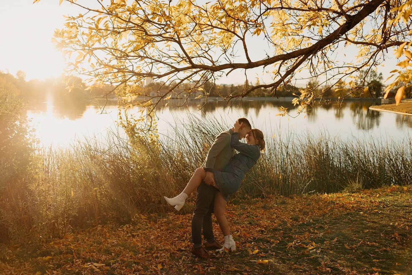 The most golden fall sunset surprise proposal there ever was. Congratulations Abby and Mark! 💍🌅🍁