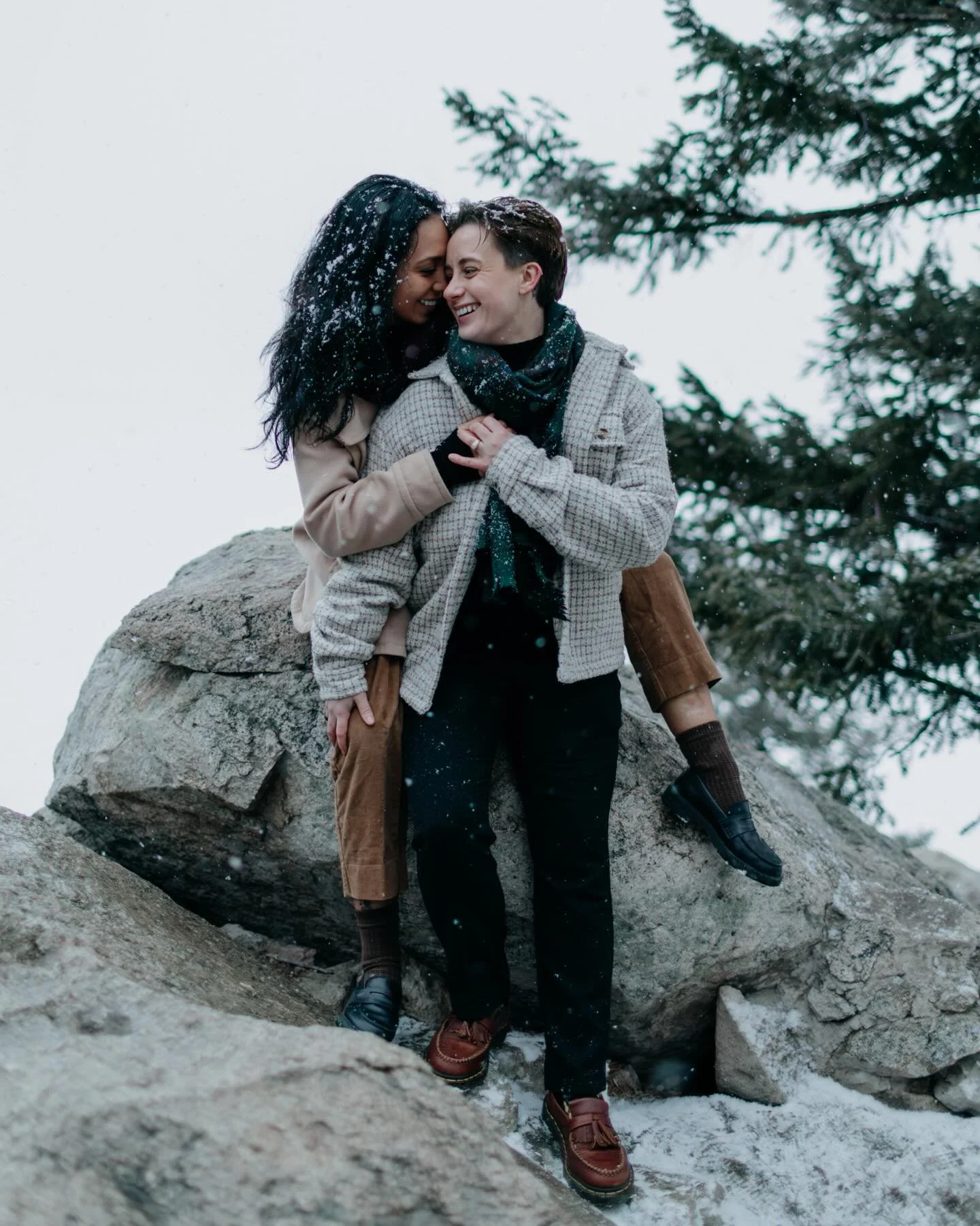 Real life romance 🖤 Congratulations Michelle and Nicole!