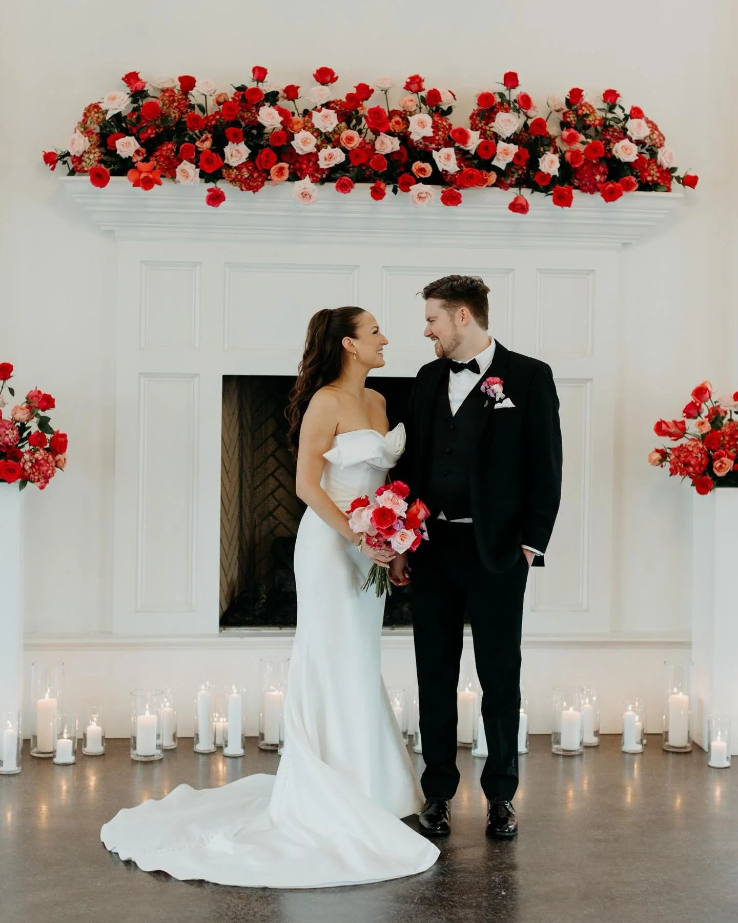 Favorites from second shooting this beautiful winter wedding with @alyssacarpenterphoto in January! 📸