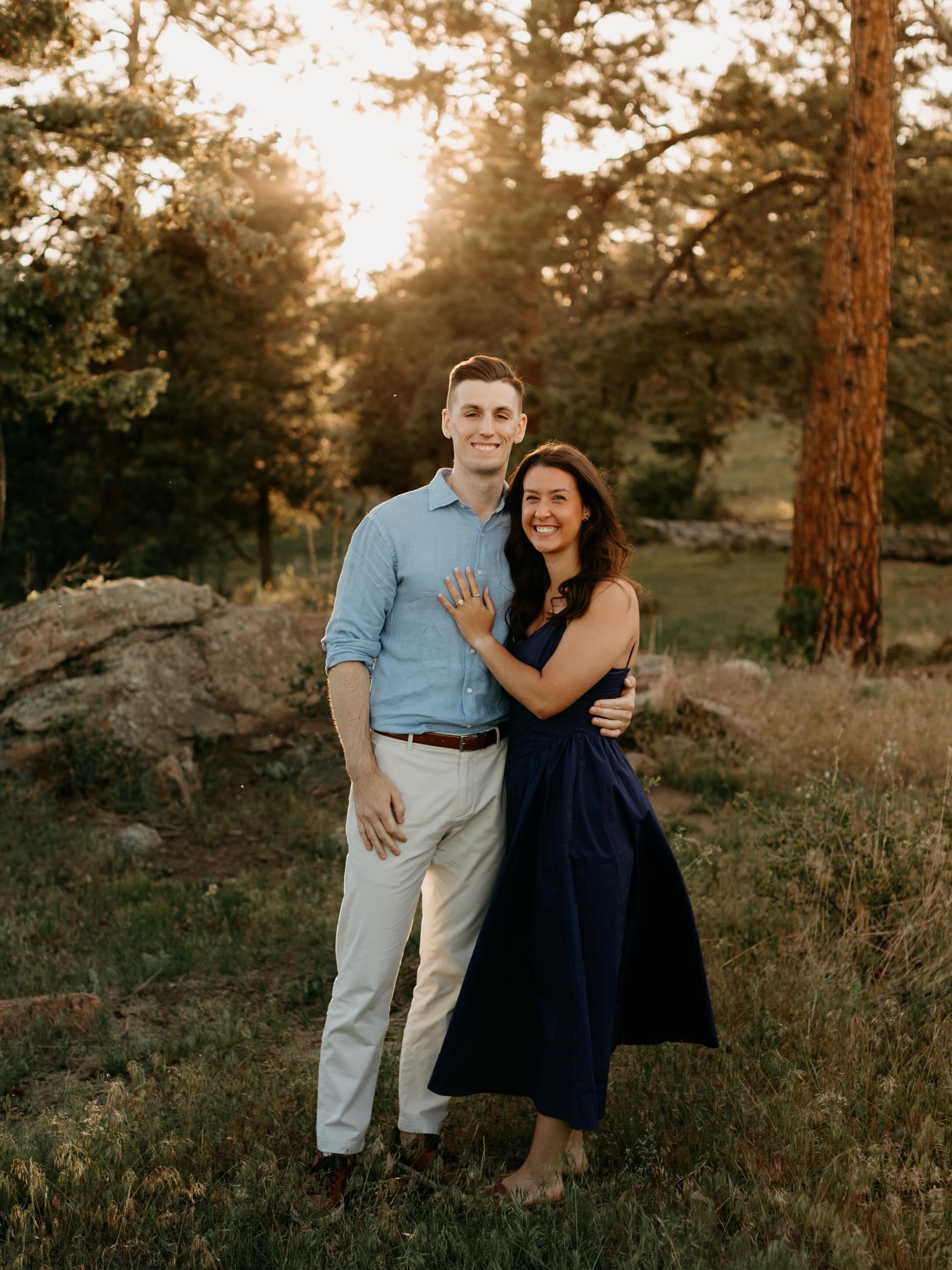 What a beautiful proposal! Ryan planned the most thoughtful proposal to Kendall. Not only did he surprise her by popping the question but he also brought had her parents surprise her after the proposal and he got her a second engagement ring (a @jell