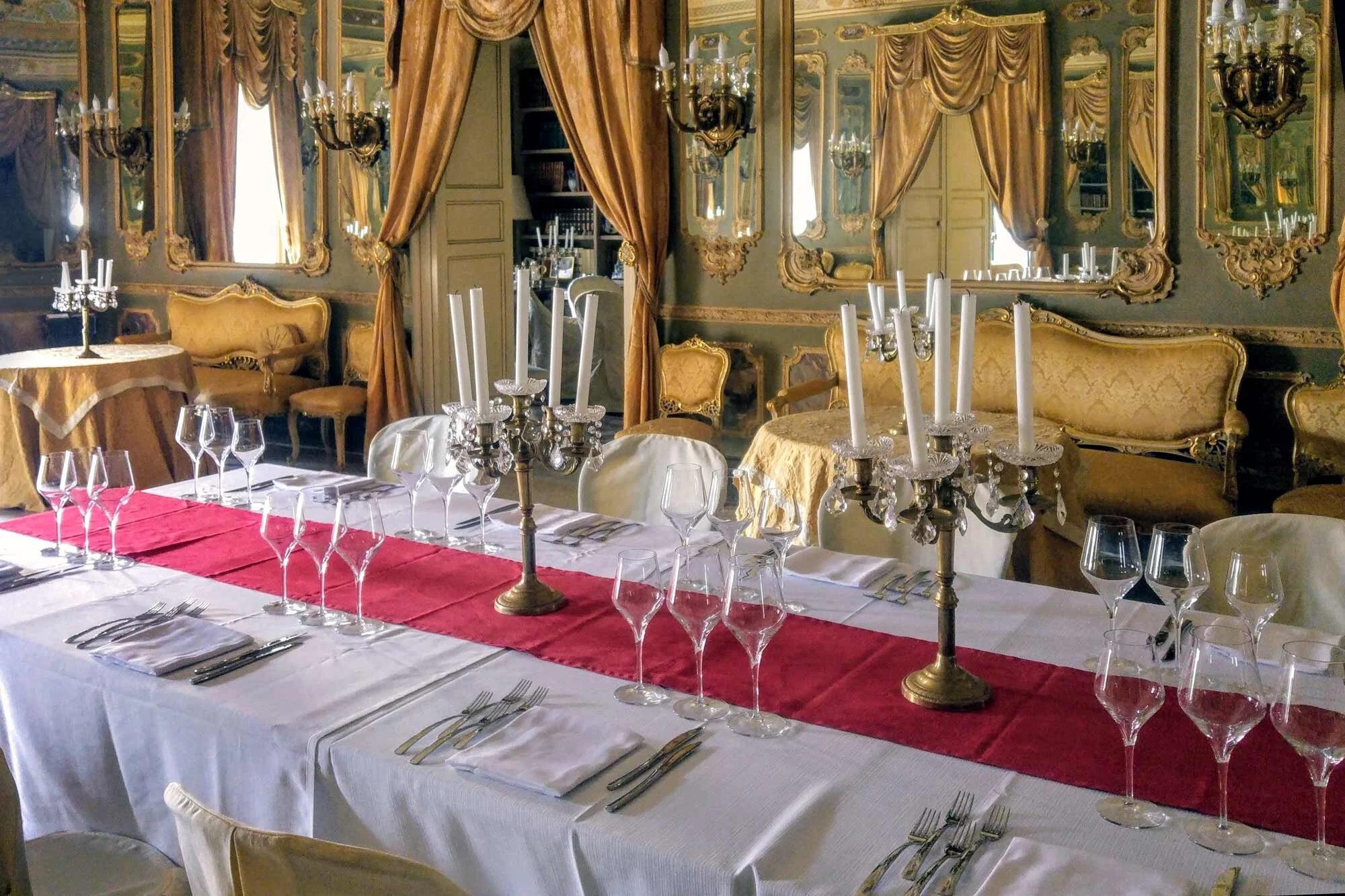 Pisani Ciancio Palace ball room lunch setup.jpg