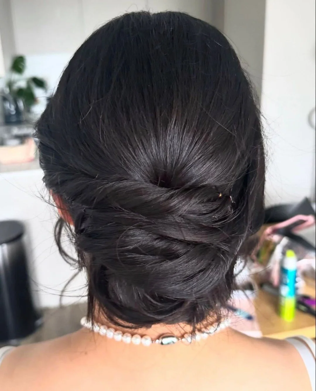 ❣

#simplebridalhair #bridalhair #bridalupdo #bridalmakeupartist #bridalhairandmakeup #londonbrides #kentbridalhair