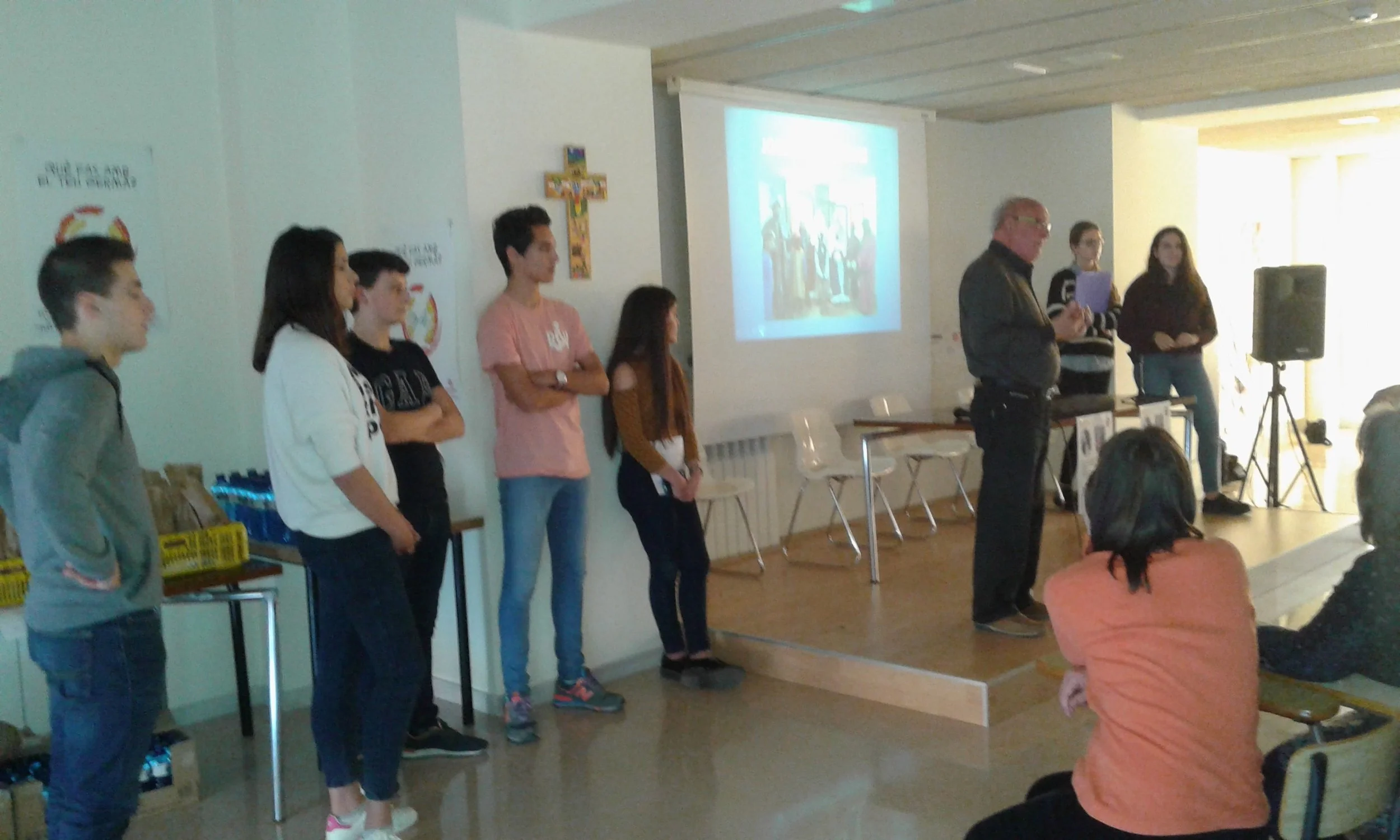 TAULA D’EXPERIÈNCIES: CONVIVÈNCIA ENTRE GENERACIONS