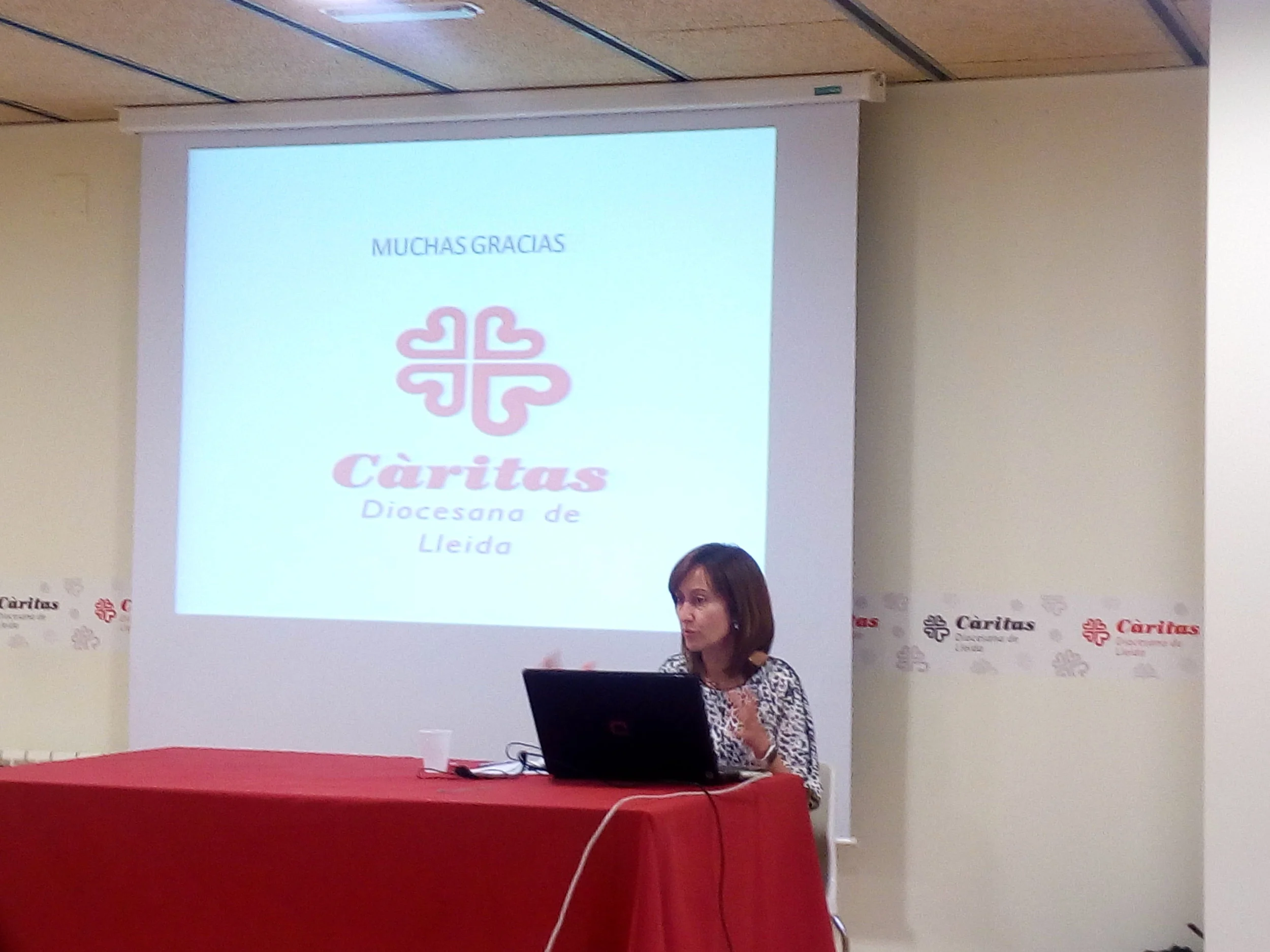 CONFERÈNCIA IMMIGRANTS I REFUGIATS DE SÒNIA MARTÍNEZ