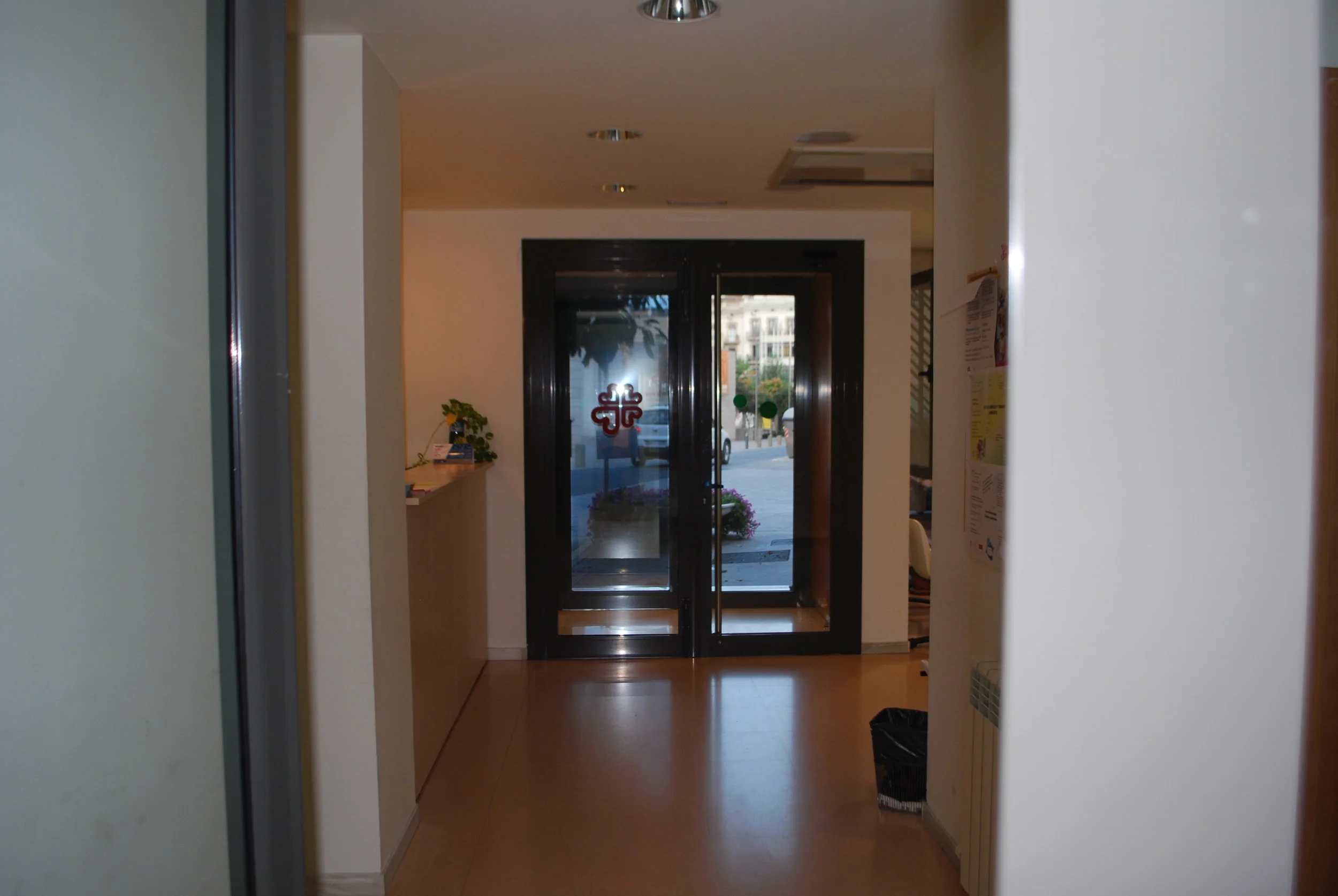 Suport a l'habitatge per persones i famílies de les comarques de Lleida.