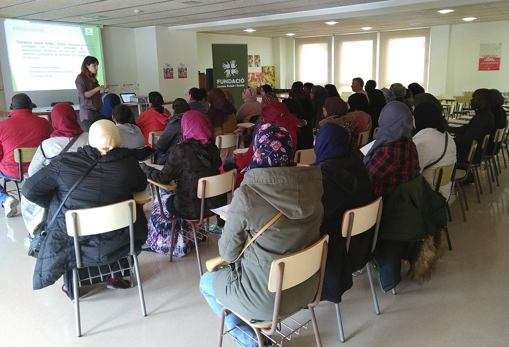 Presentació del programa d'acollida laboral als alumnes del curs d'alfabetització de la Parròquia Sant Ignasi