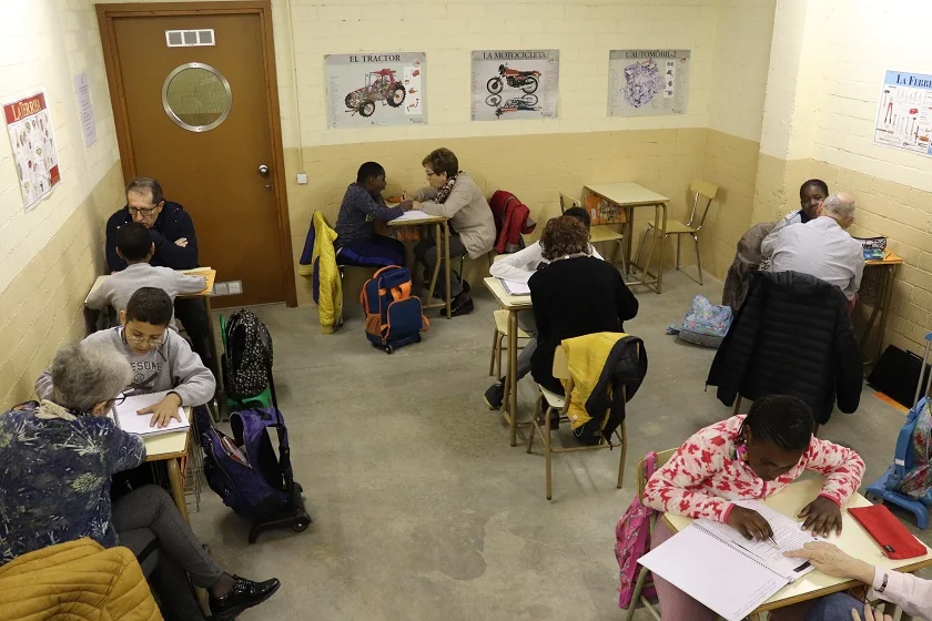 El programa d'Infància de Càritas Diocesana de Lleida ajuda a 76 llars amb nens