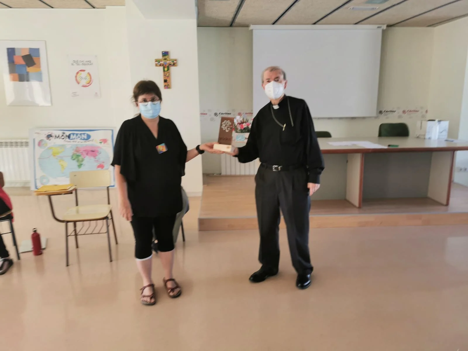 Acte d'agraïment a la Gemma Gil i a l’Encarna Torrelles 