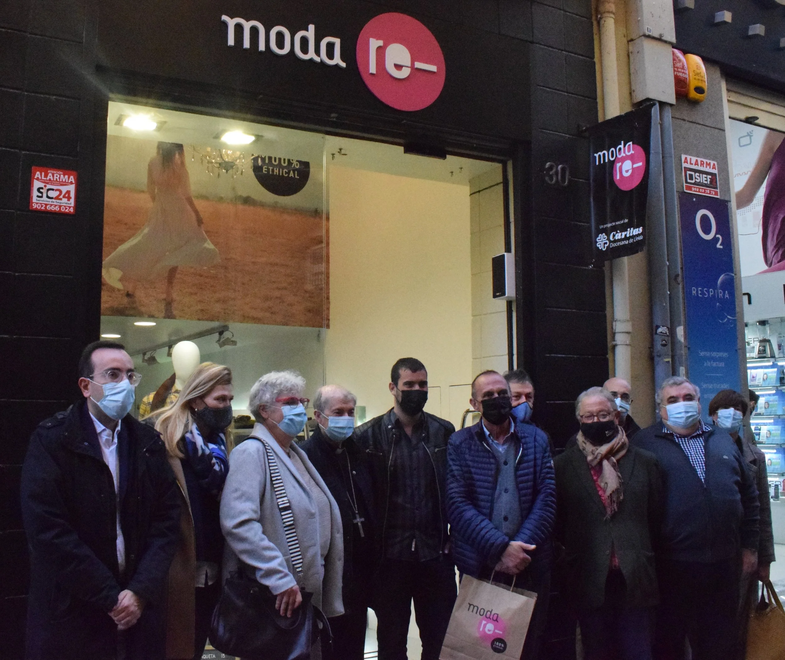 Amb la nova botiga de Moda Re- apropem l’economia circular i sostenible a l’Eix Comercial