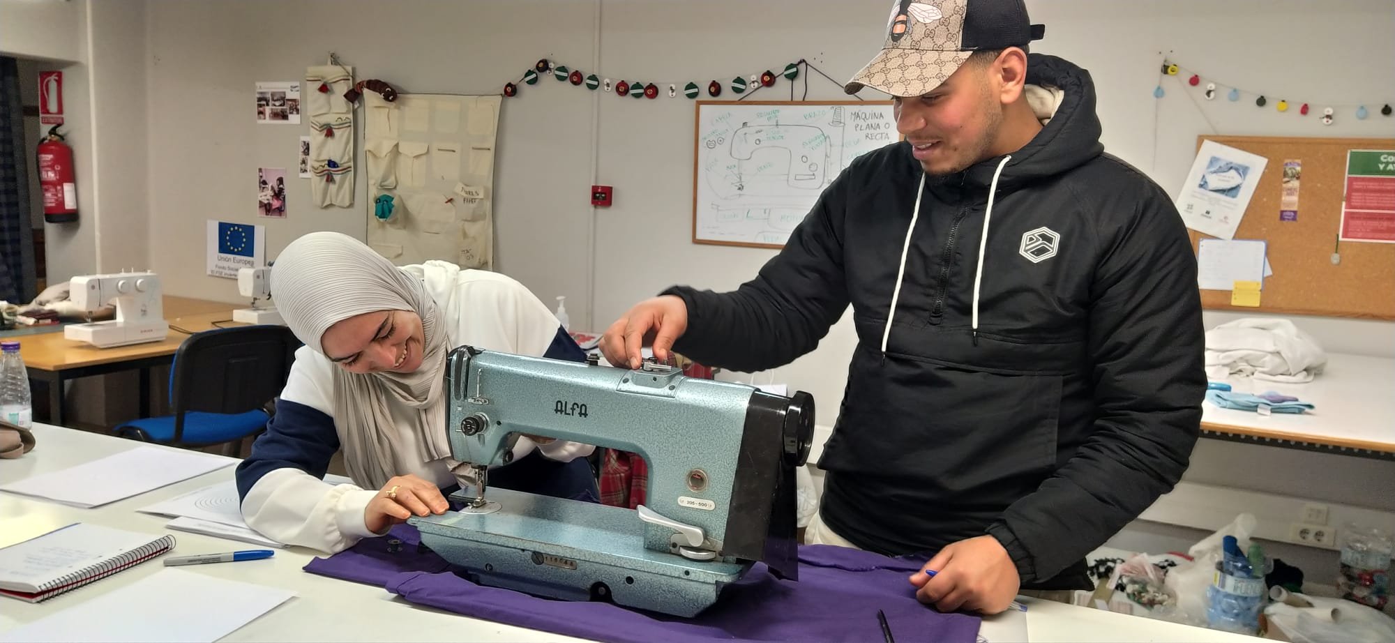 Costura, atenció al client i emprenedoria, una formació transversal per iniciar l’any