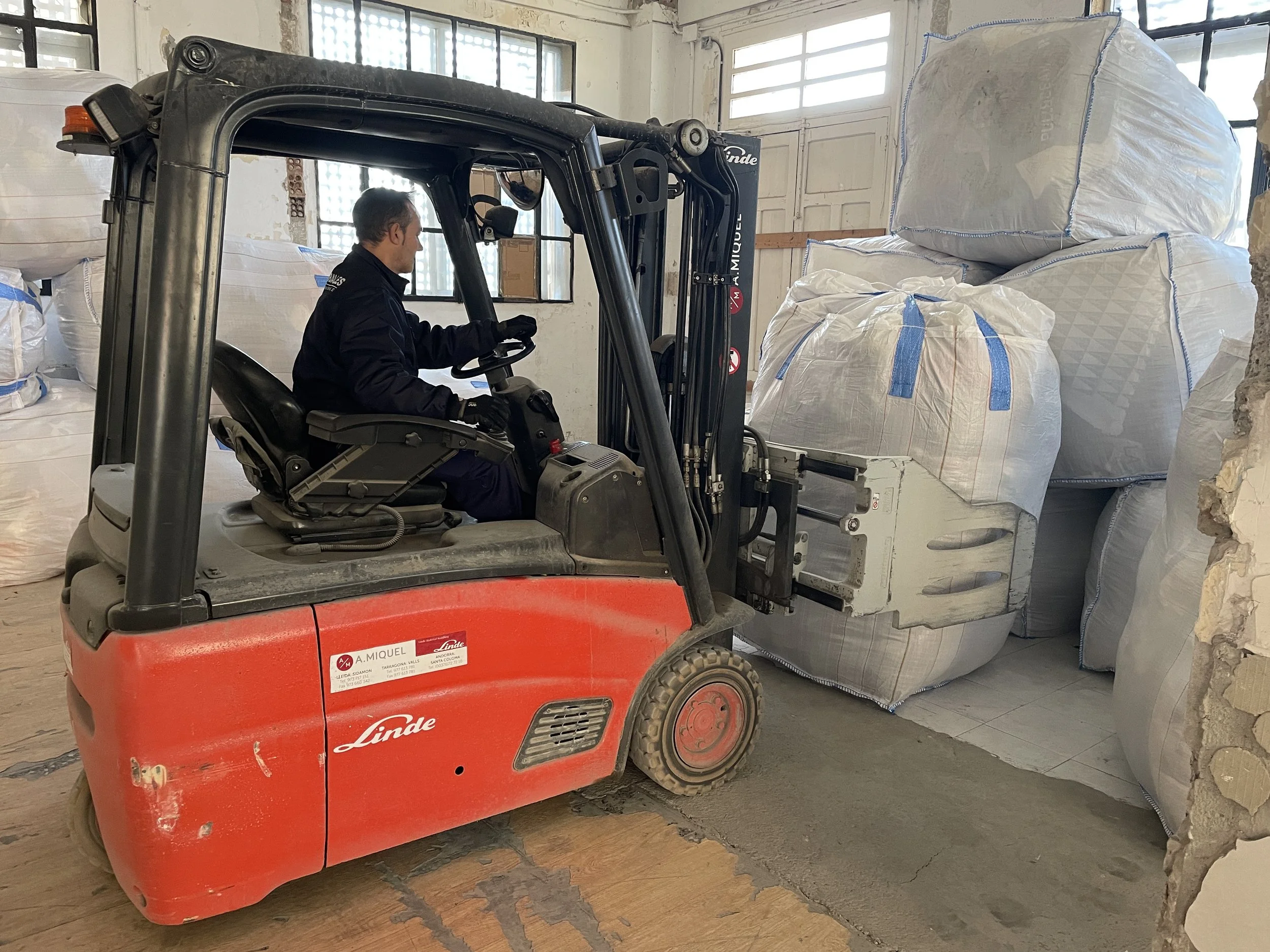 5 joves participen d’una nova experiència laboral a Troballes