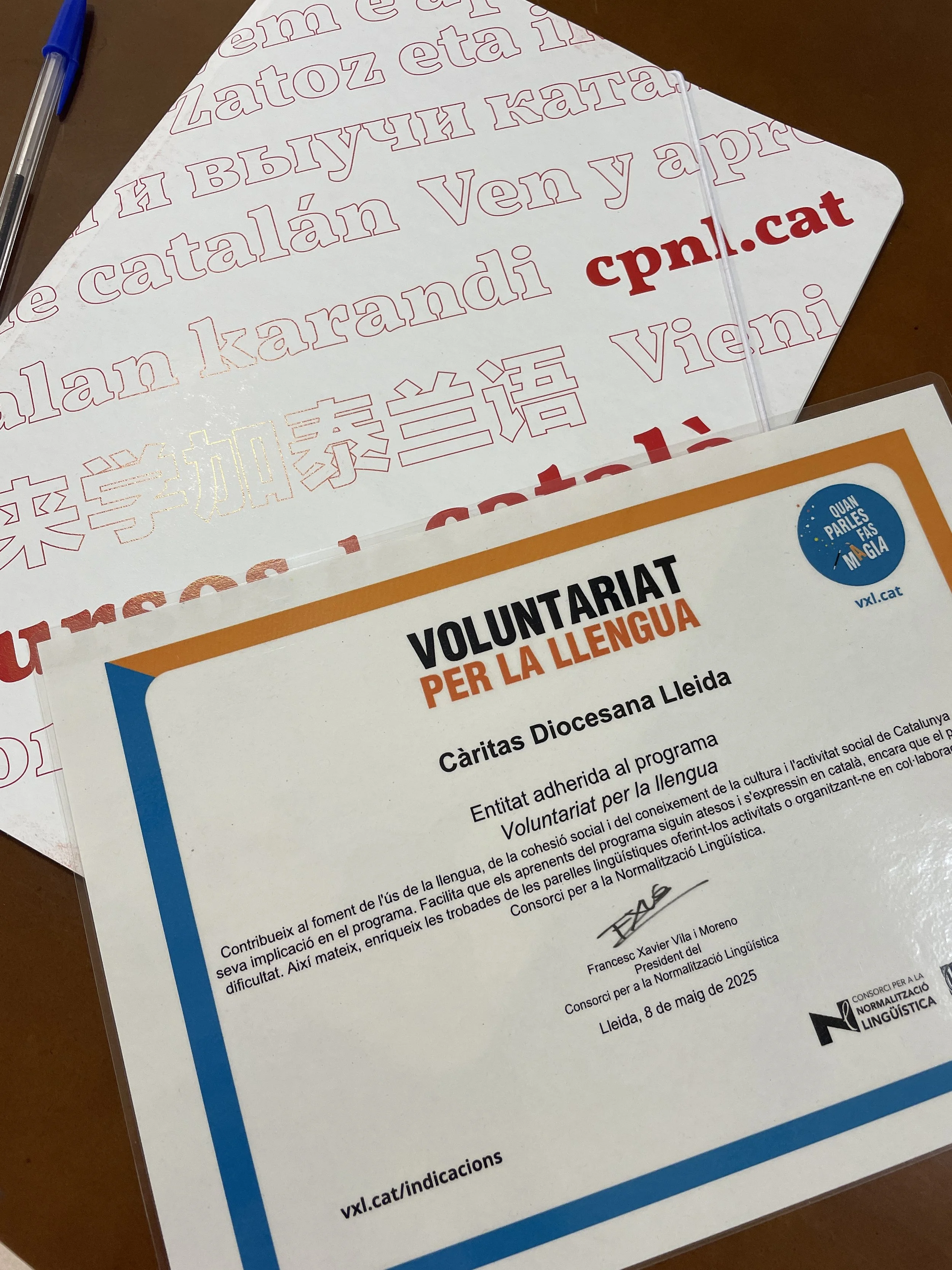 Descobreix una manera fàcil i agradable de practicar català!