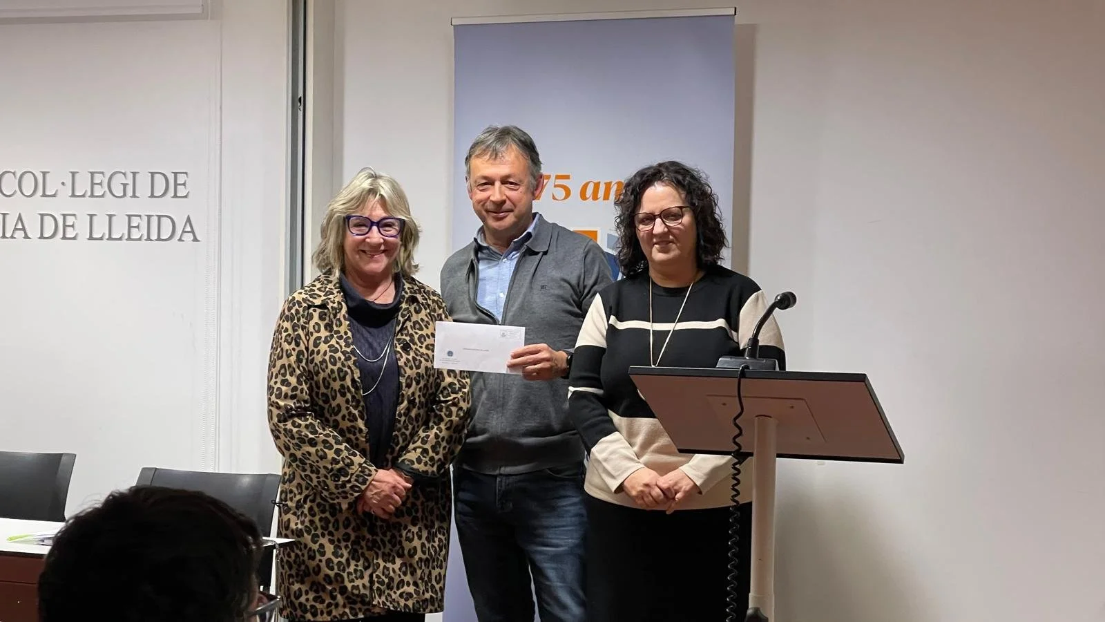 Donació del Col·legi d'Advocats de Lleida per reforçar el Programa d’Habitatges Socials