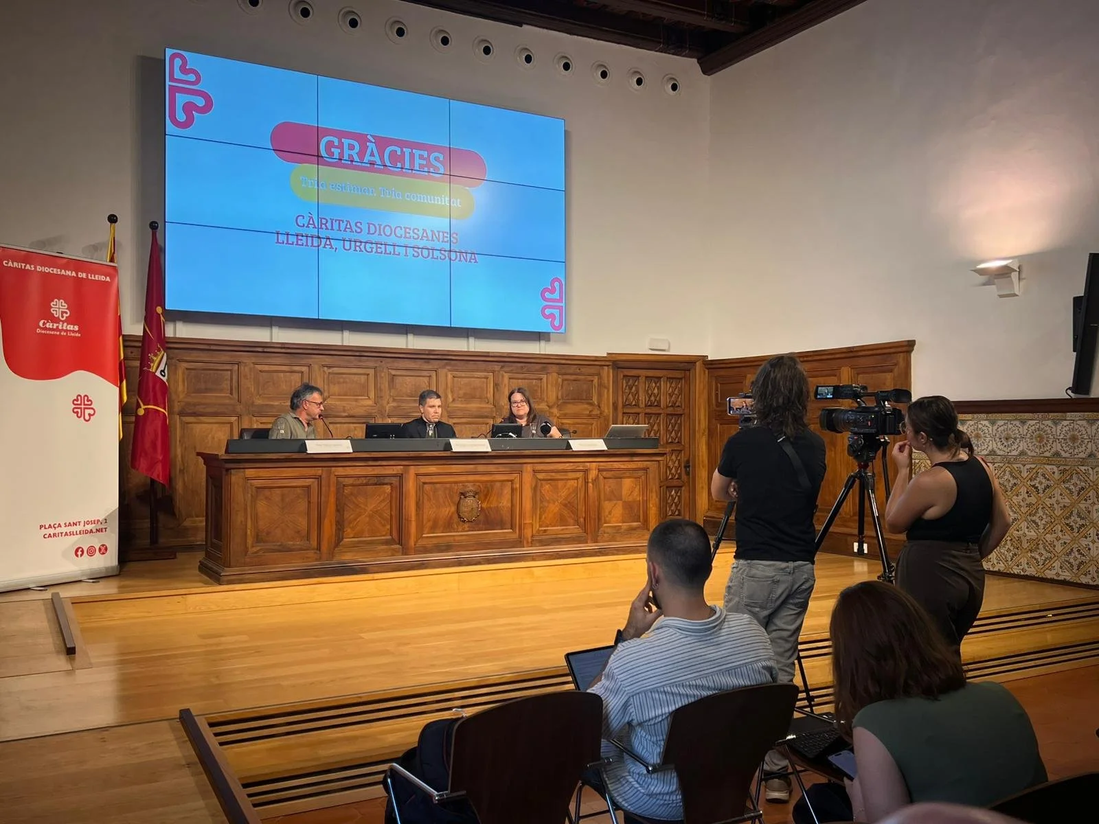 memoria-presentacio-caritas-2.jpeg