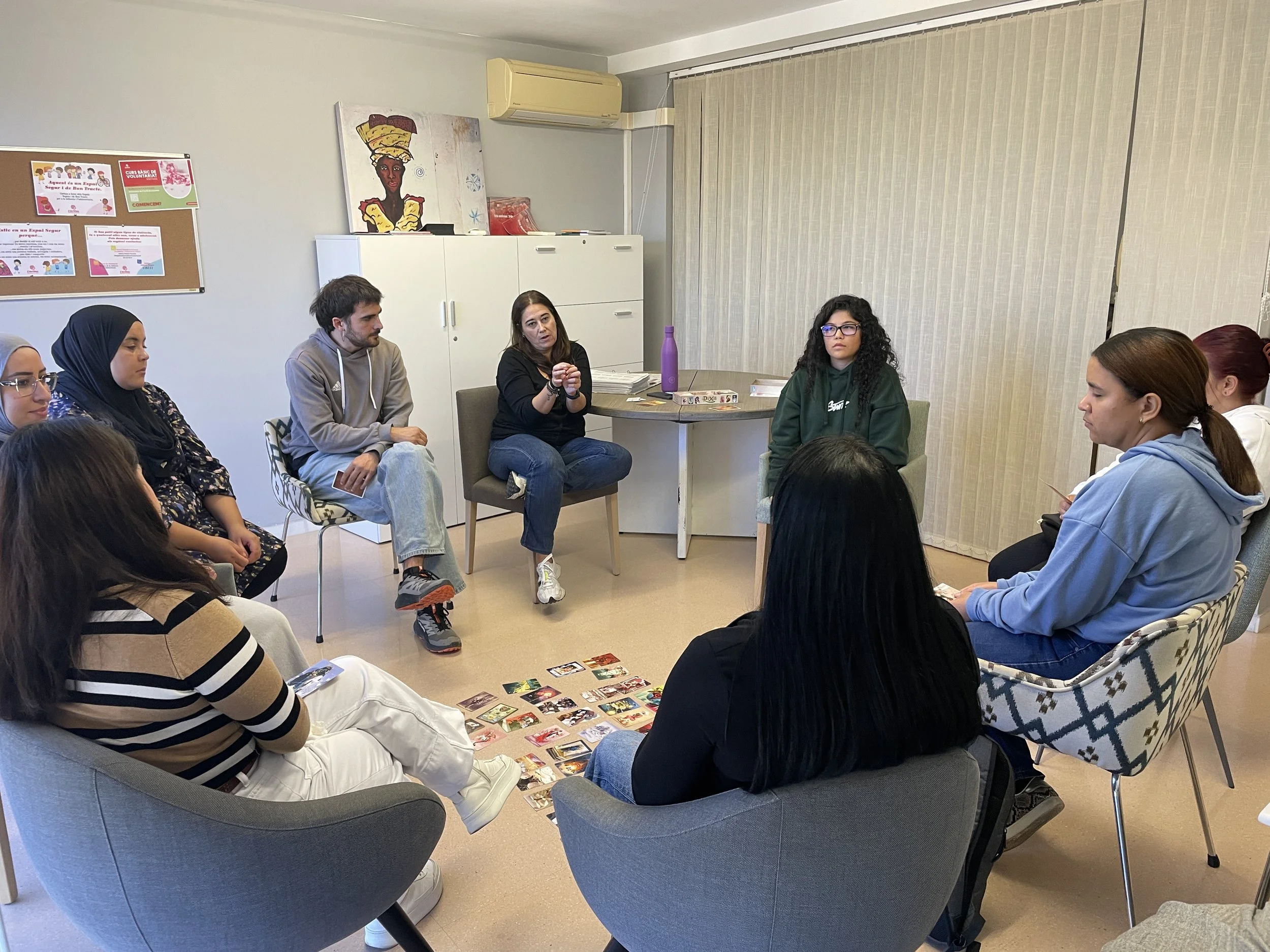 Ampliem els espais d'acompanyament familiar amb un nou grup de suport per a famílies amb infants