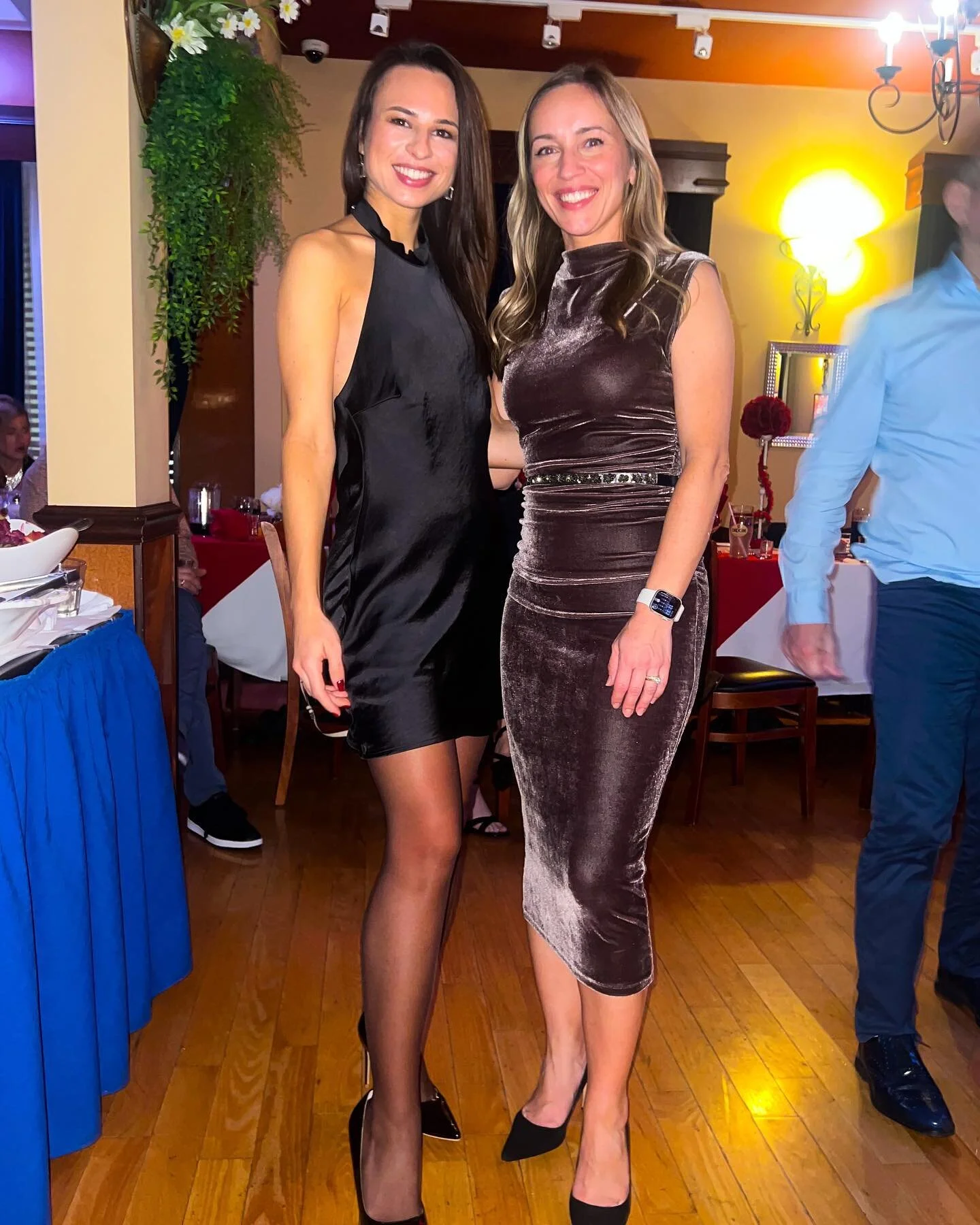 2024 is off to a good start🥰🤍 all that dancing worked up an appetite! 

Will share outfit deets and all my recent fav @amazonfashion finds soon☺️✨ #polishgirlsdoitbetter