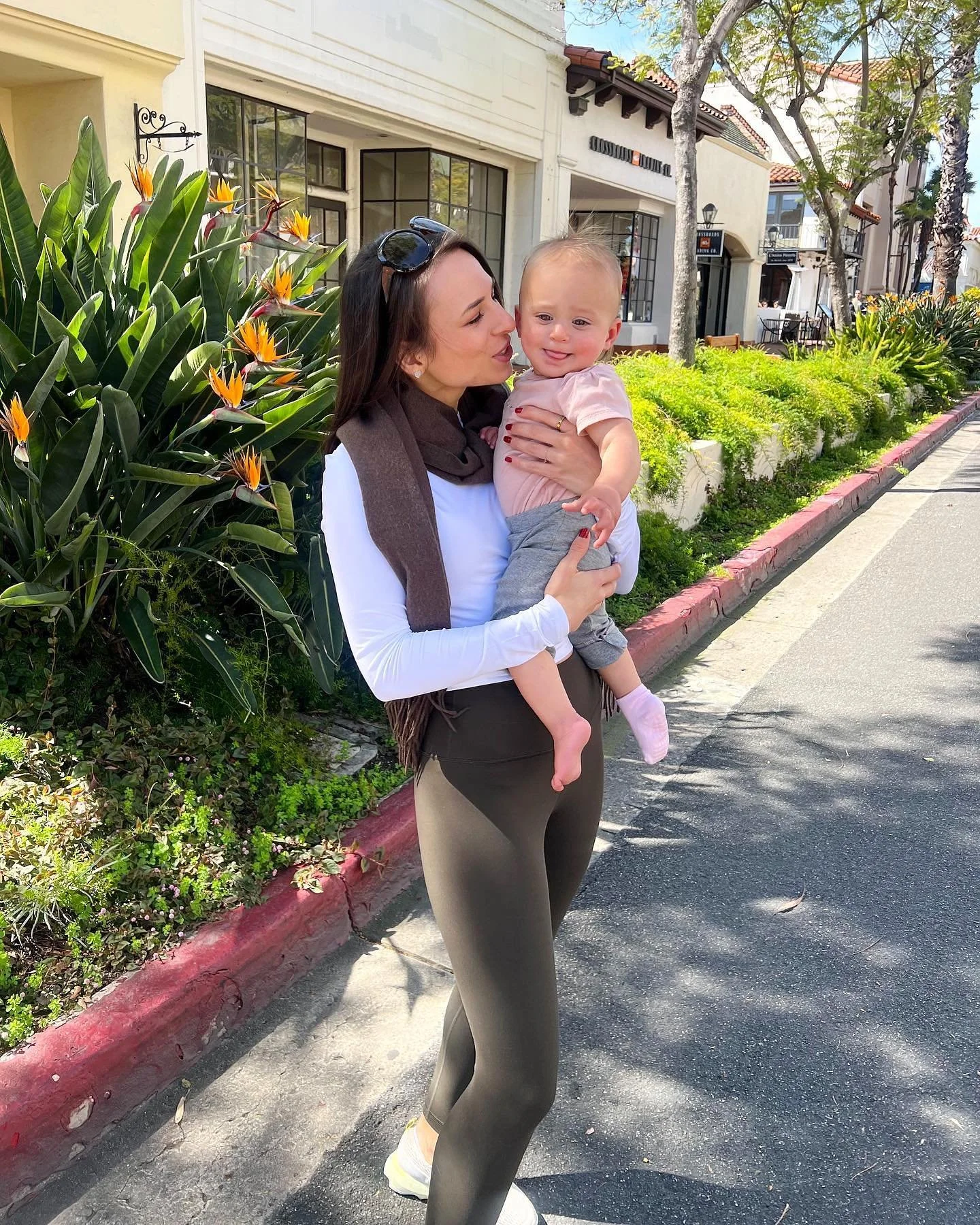 Got my steps in hopping after this bunny all weekend in Cali😚🐰❤️👣 

Head to toe in @amazonfashion 🤍🤍