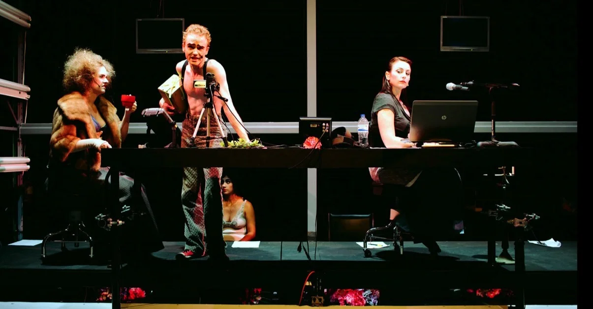  Elizabeth Peterson + Fox Williams as Novio + Carrie Fee as Voice of the Novia 