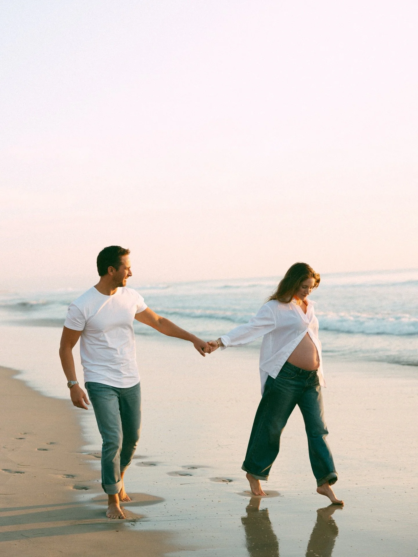 ashlee + martin 🤍 I&rsquo;ve been photographing these two since their engagement years ago and it&rsquo;s been such an honor to capture every season along the way. absolutely loved their beachside maternity session.