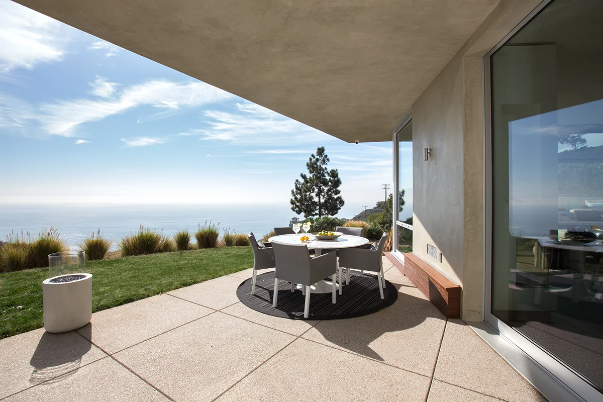 DINING VIEW (Copy)