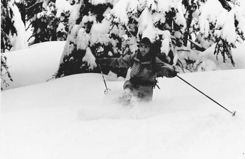 George Evanoff, the founder of Dezaiko Lodge, having spent many years exploring the surrounding ranges of the Rockies decided it was time to fulfill his dream of a backcountry ski lodge.