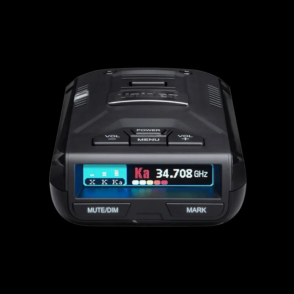 uniden-r3-radar-detector-front-display-on.jpg