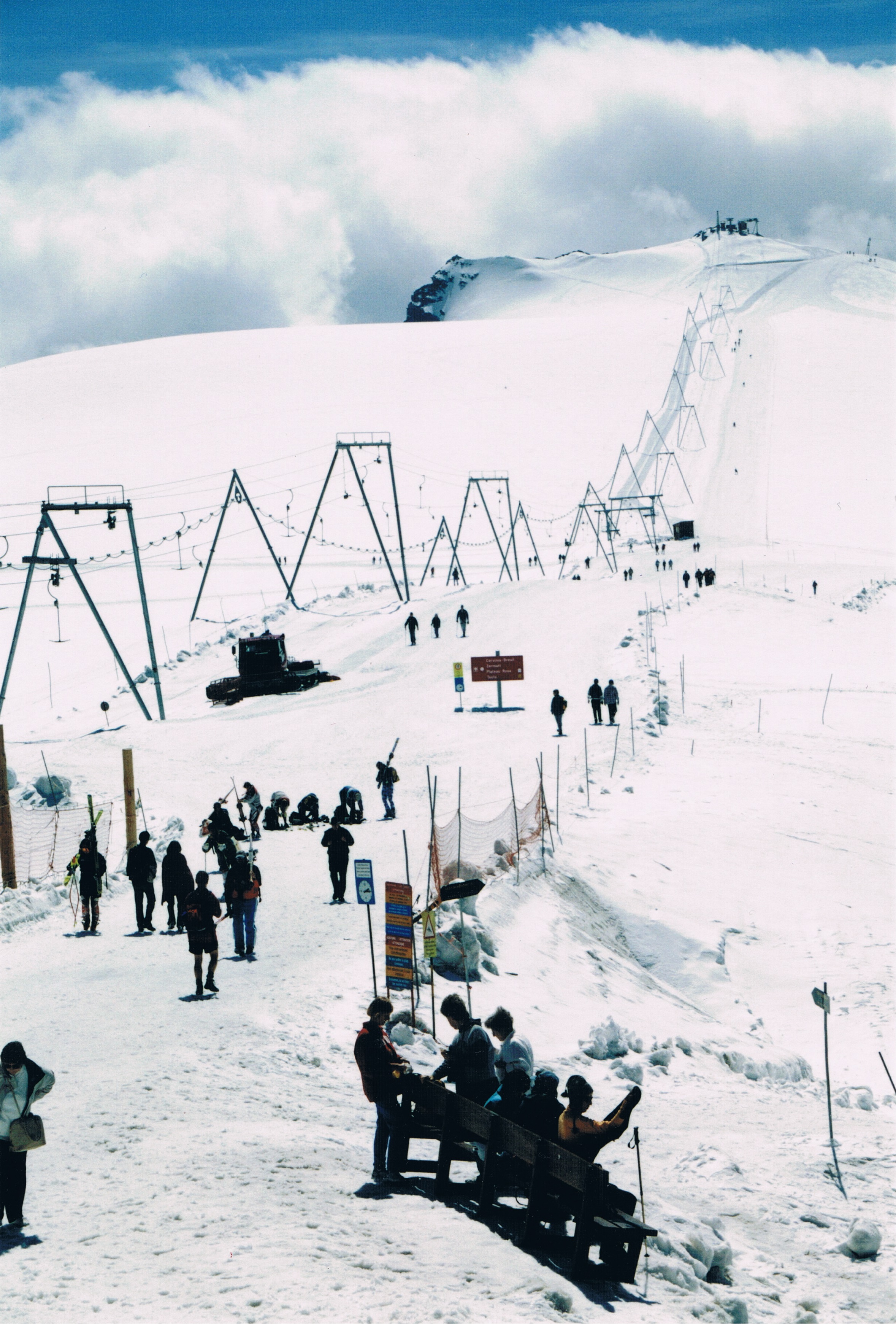 Almost missing the T-Bar at Testa Grigia