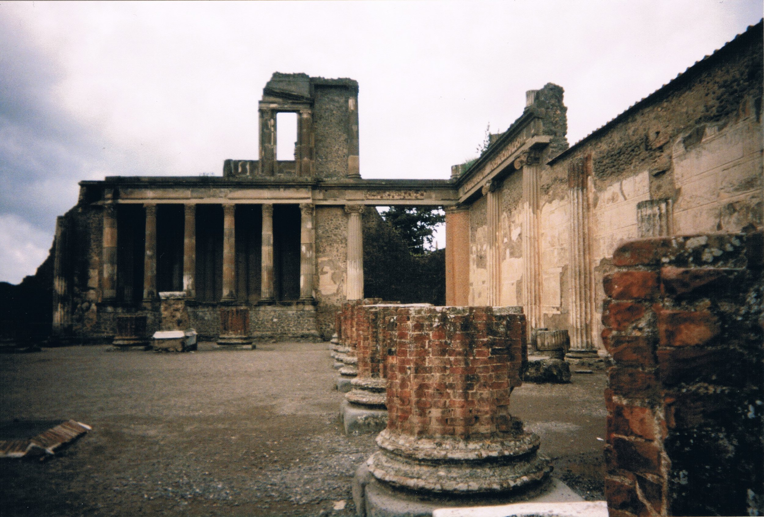  Pompeii, Italy 