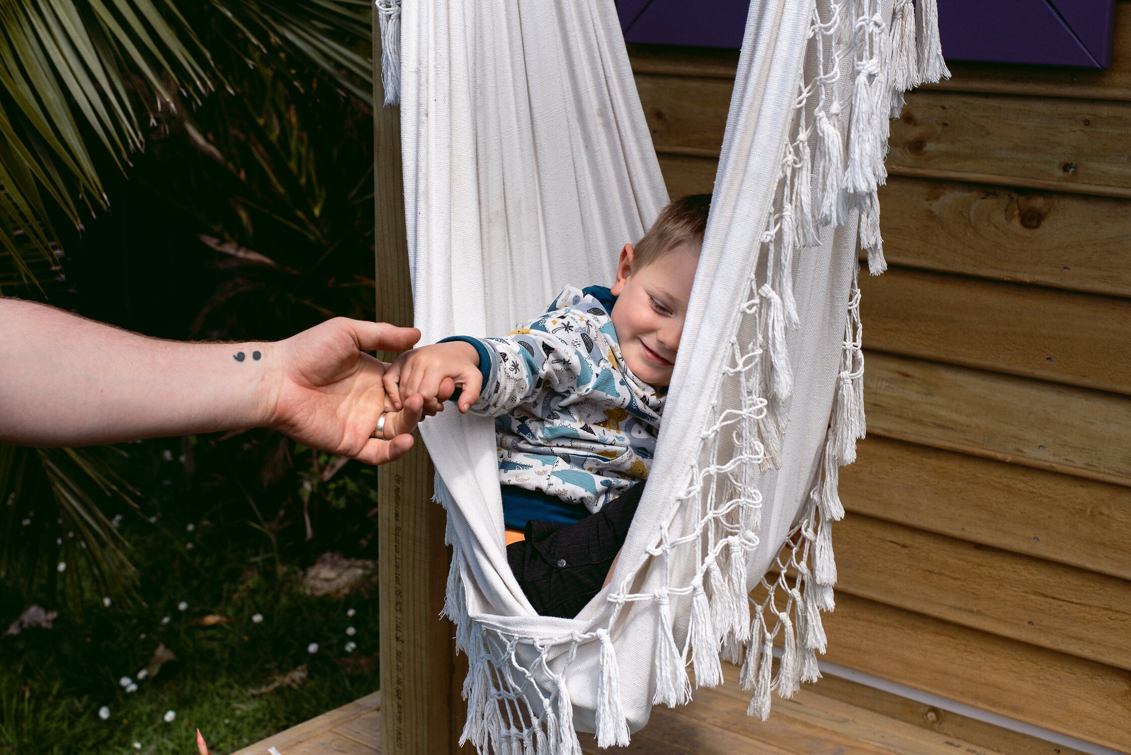 Pure Moments Photography | Queenstown & Kingston, Otago photographer | Family photography | Ffam hammock