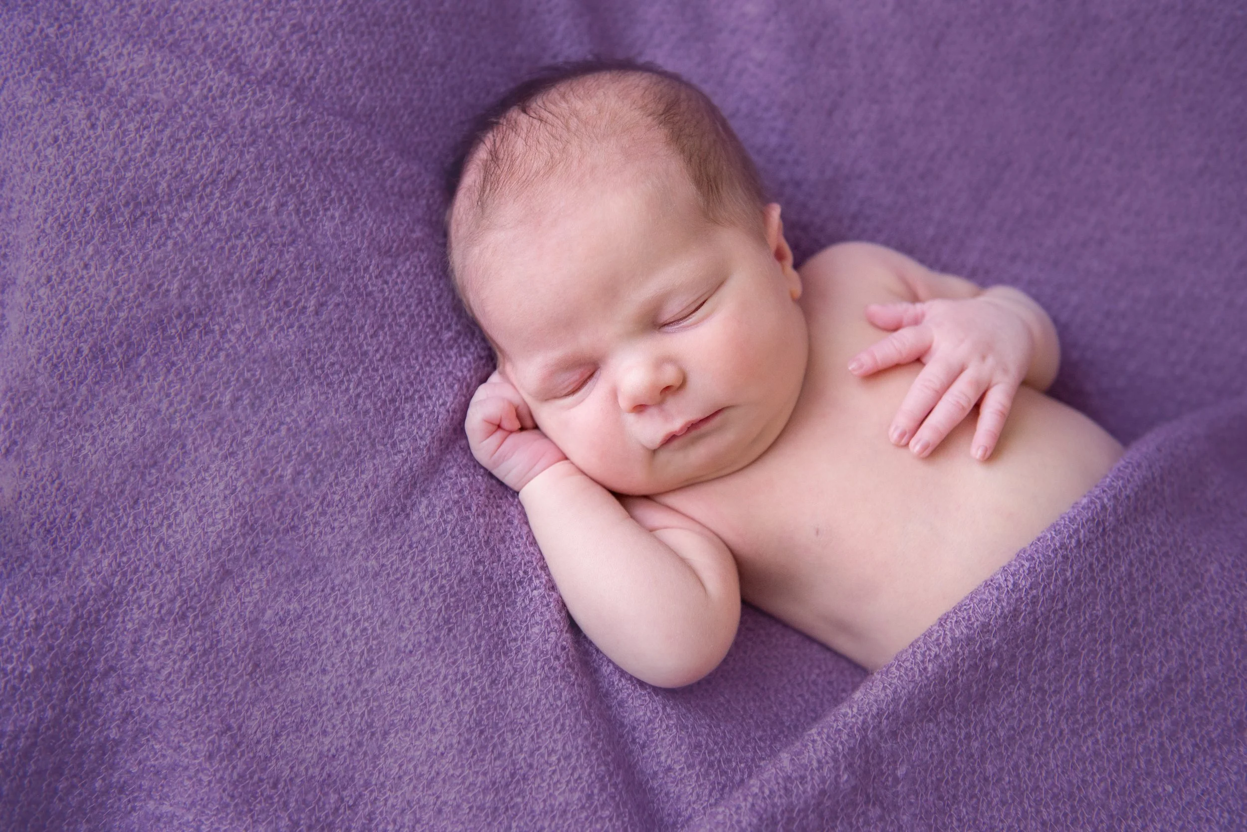 138-Everleigh-Newborn.jpg