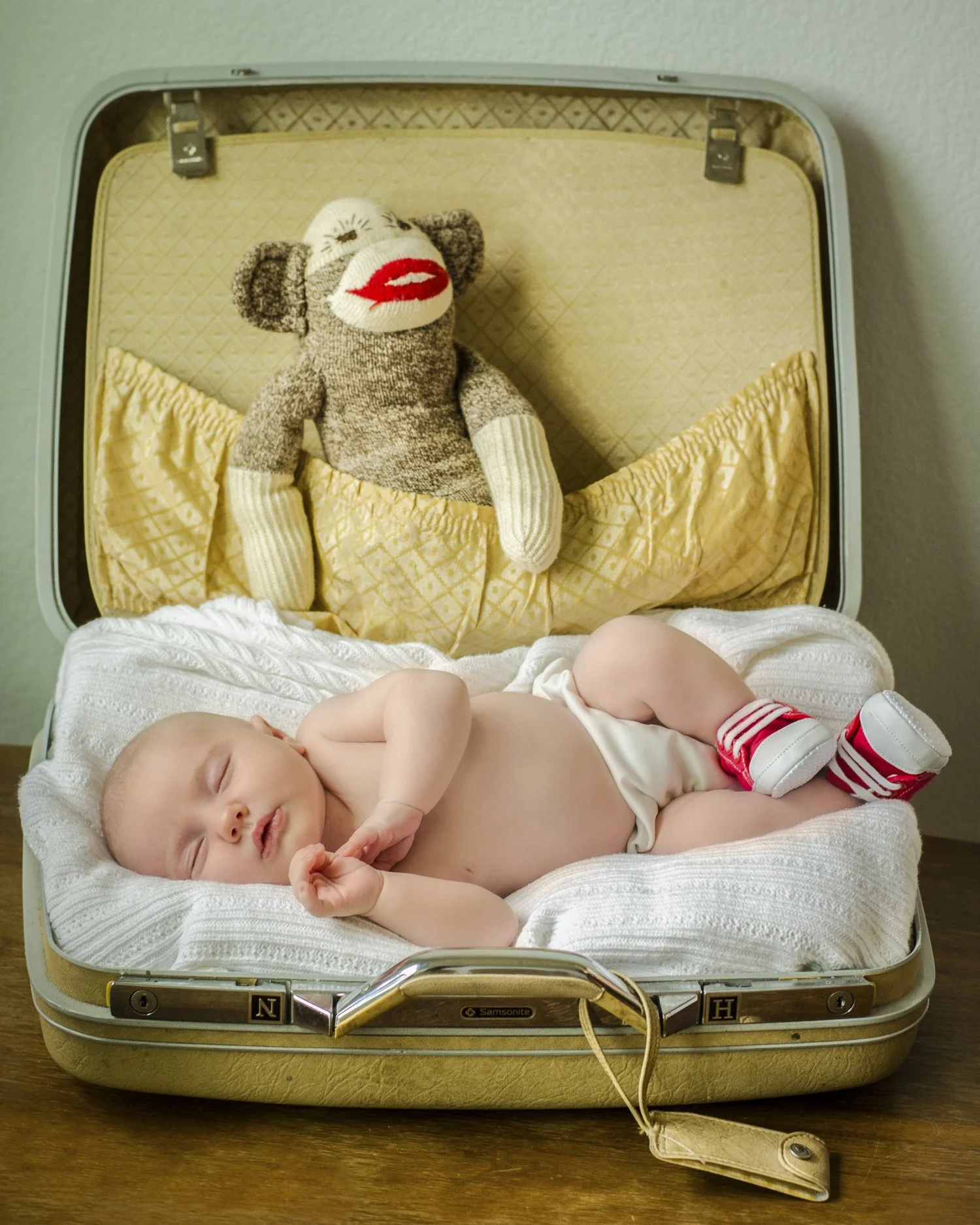 Los Angeles Newborn Baby Photographer - Yana's Photos.jpg