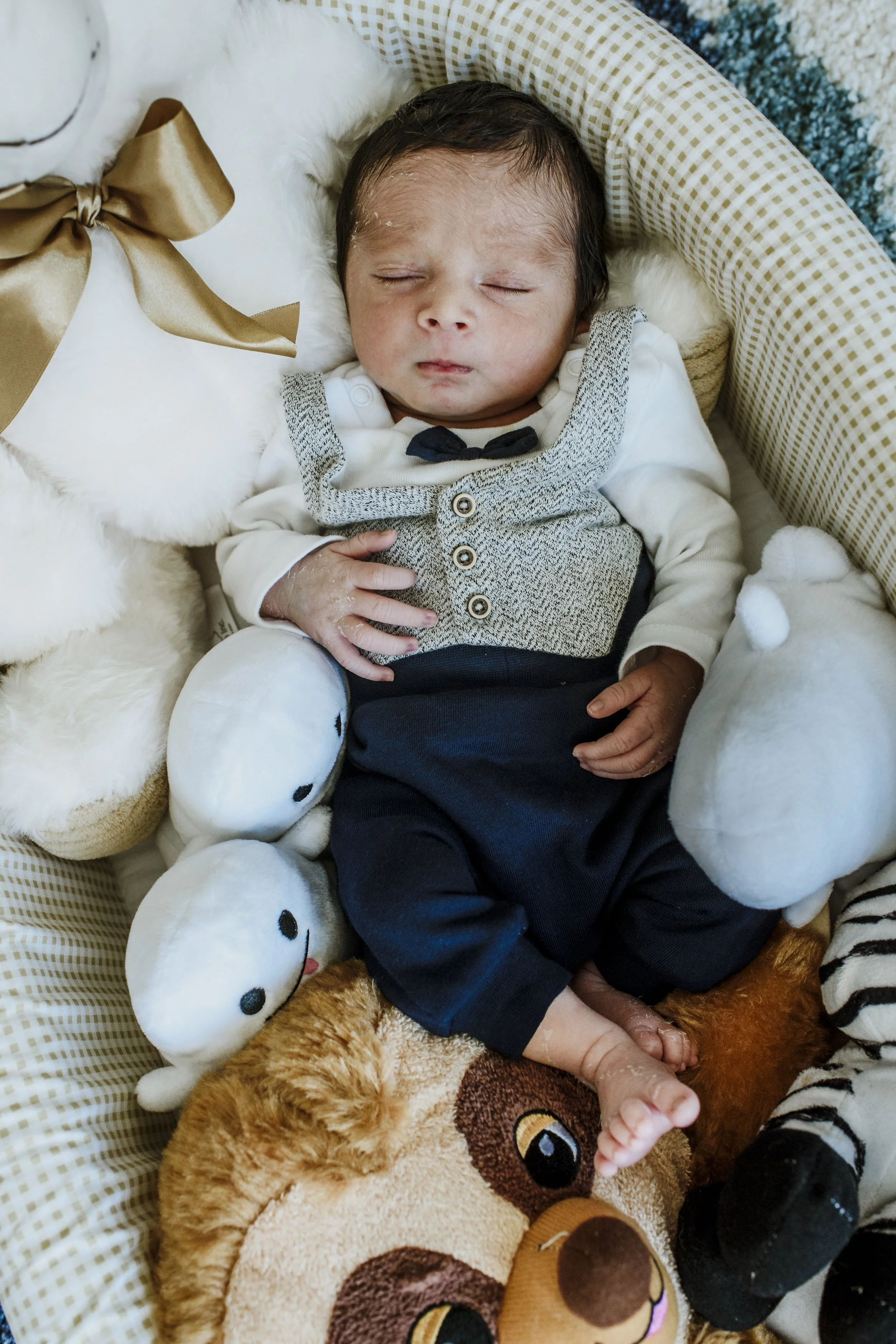 185-Newborn-Yana-Tinker-Yanas Photos-Los-Angeles-Family-Photographer.jpg