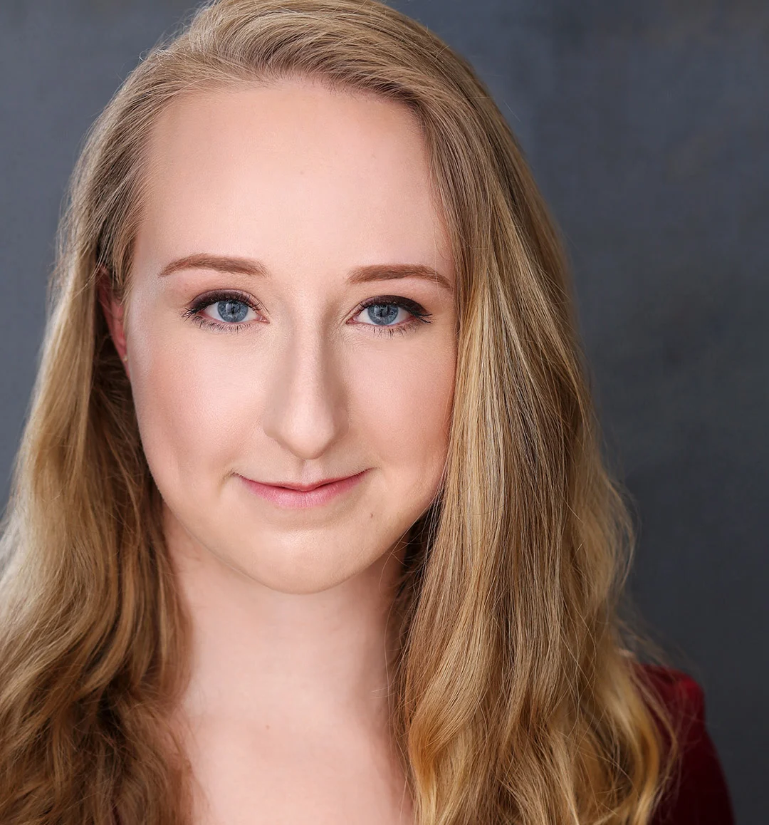 Elena2_Google Sites Crop[edit].jpg