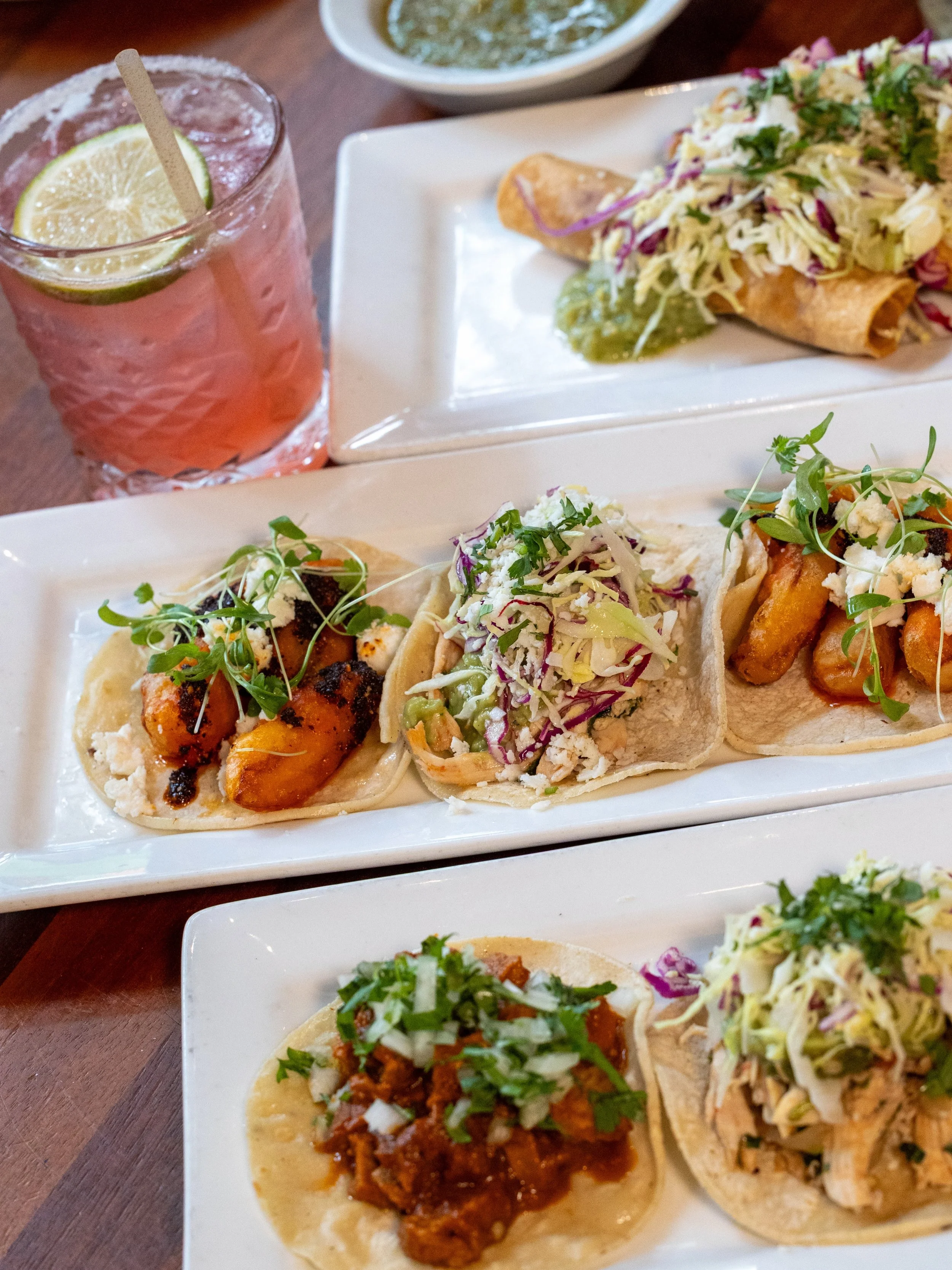 Tacos, spicy margaritas, fresh guac, and absolutely no reason to cook tonight 🌮🍋&zwj;🟩 Reservations via link in bio.