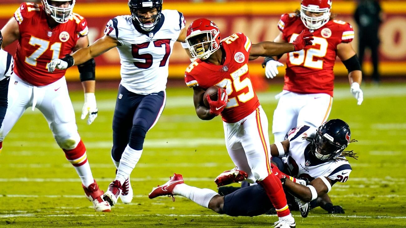 'Moment of Unity' Booed at NFL Opener