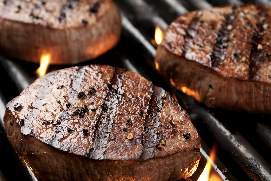 Science Explains How to Cook Frozen Beef for the Perfect Steak Dinner