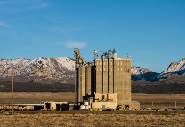 China owns 300,000 acres of land in the U.S. - Including Utah.