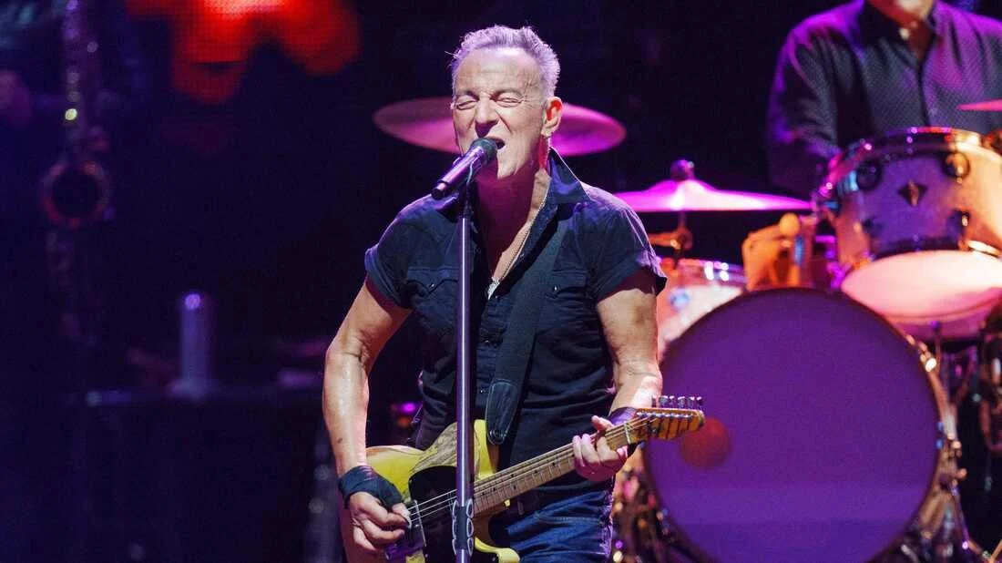 What to know about peptic ulcer disease, for which Bruce Springsteen is ...