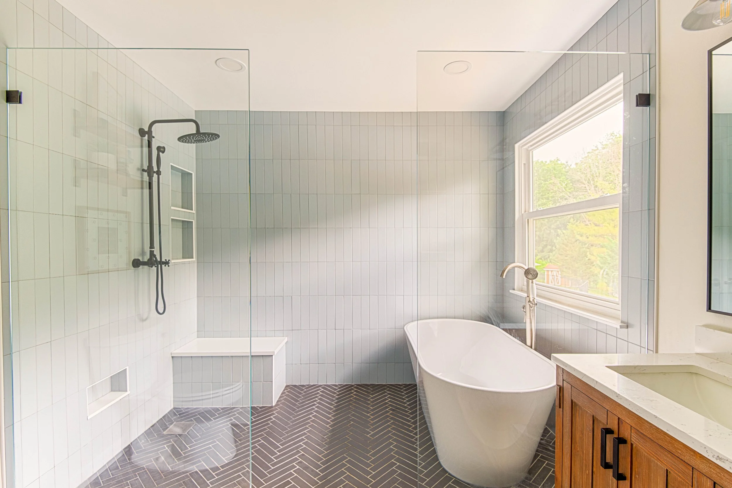 Kris.Renee.Creative.Ohia.Images.Interior.Renato.6.2023.jpg