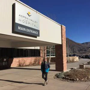 aspen-valley-hospital-that-kept-me-healthy-during-aspen-trip-e1532540608997.jpg