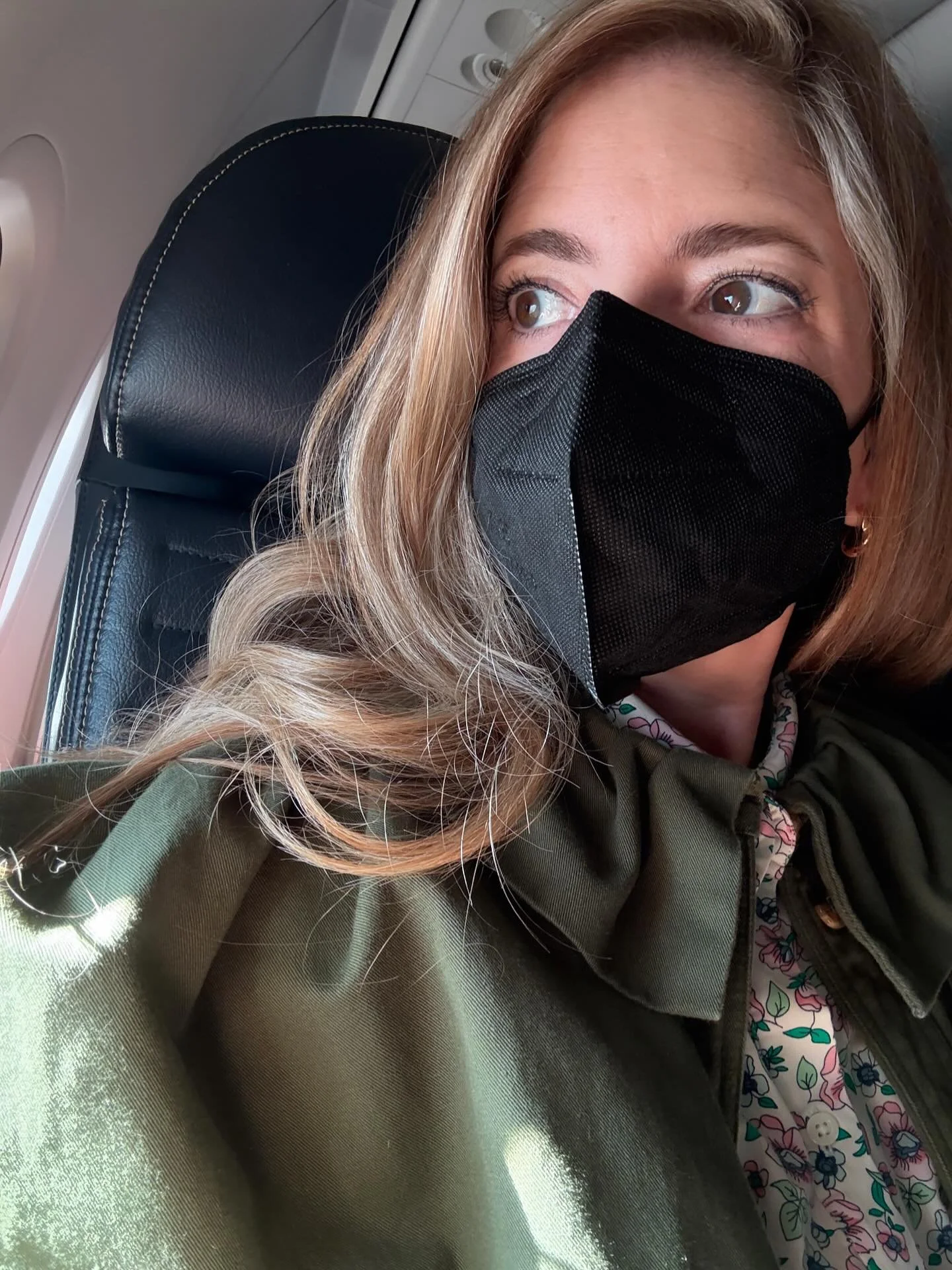 Today&rsquo;s mantra: &ldquo;Be brave. Be calm.&rdquo; ✈️ As I fly to ASN Kidney Week, I can&rsquo;t help but reflect on how meaningful this moment is.✨

It&rsquo;s been 12 weeks since my skull surgery, and a year since I last flew due to my latest h