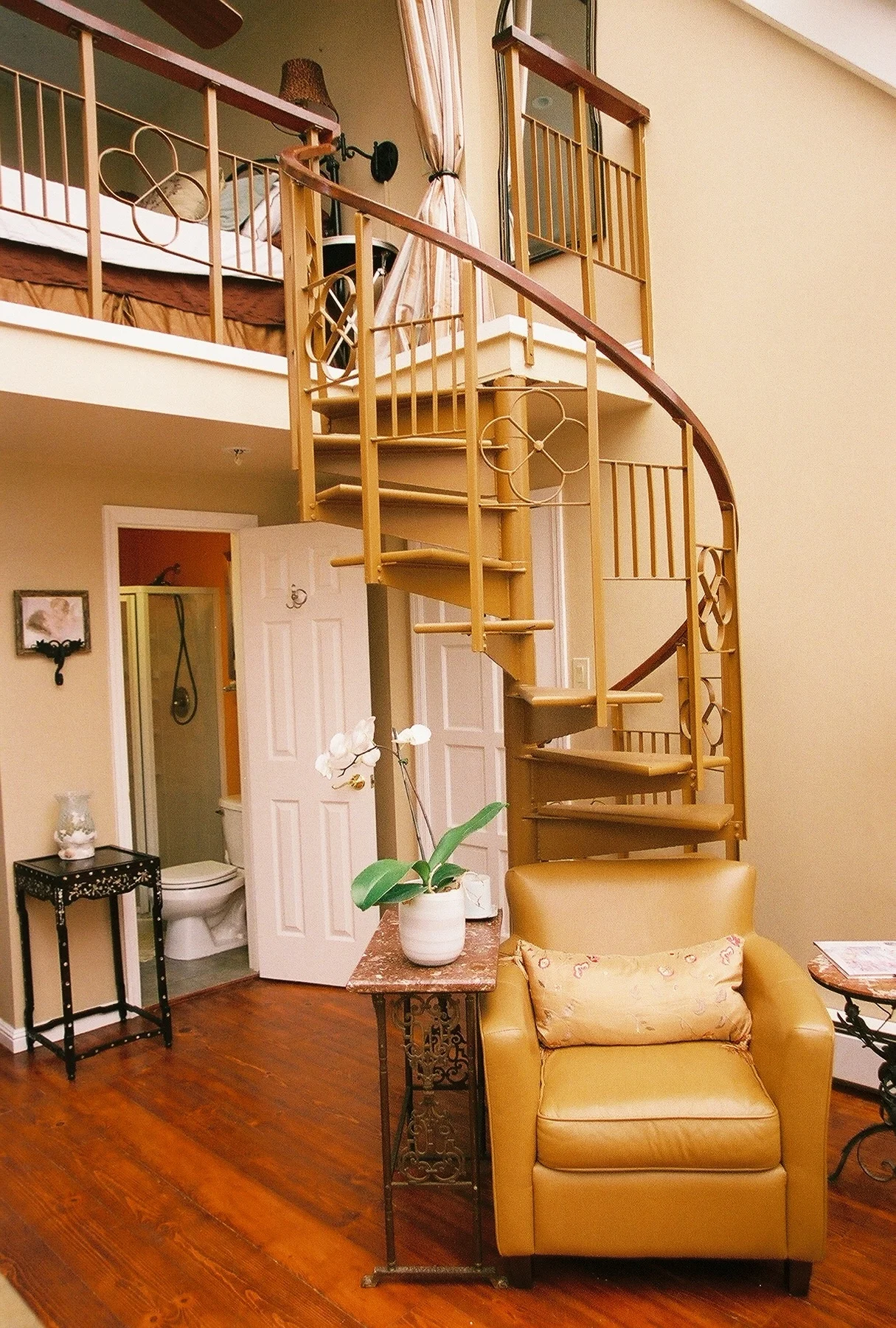 Stair2Bath.jpg