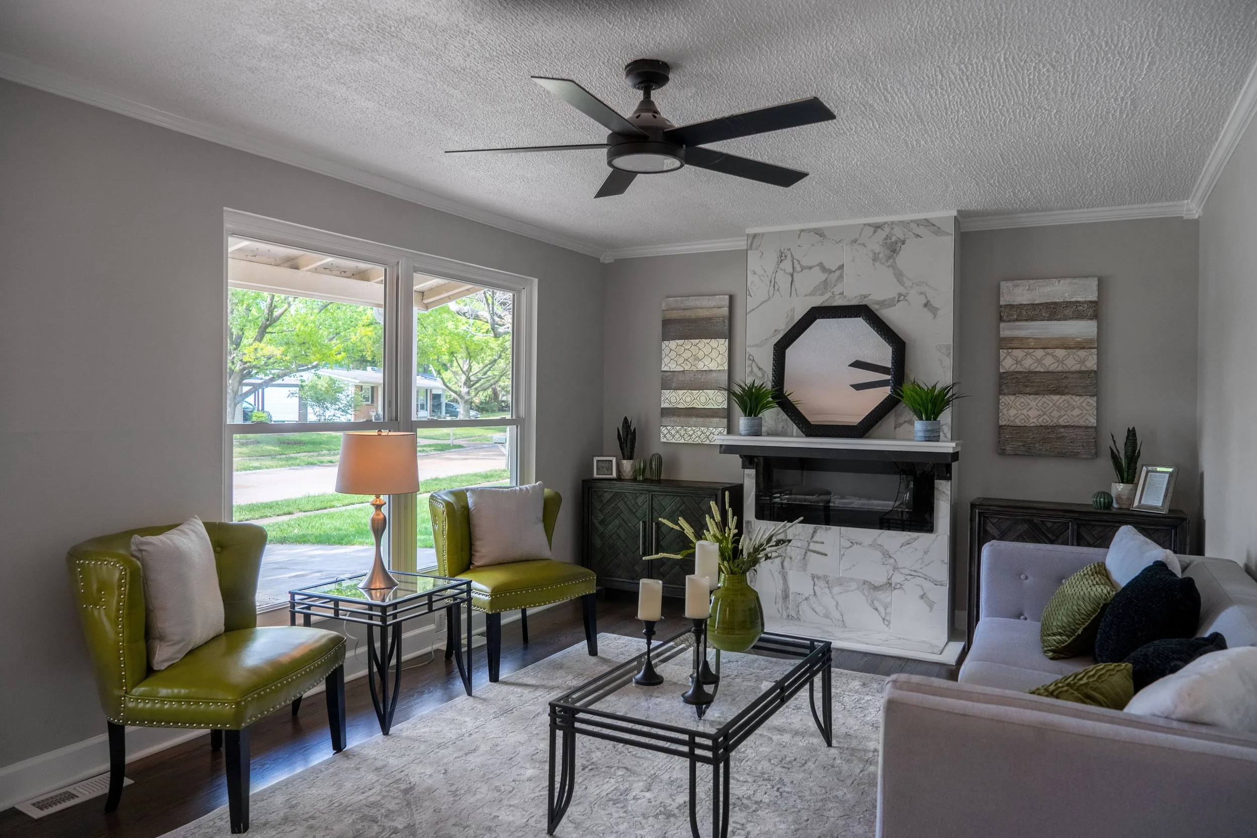 Living Room 1.jpg