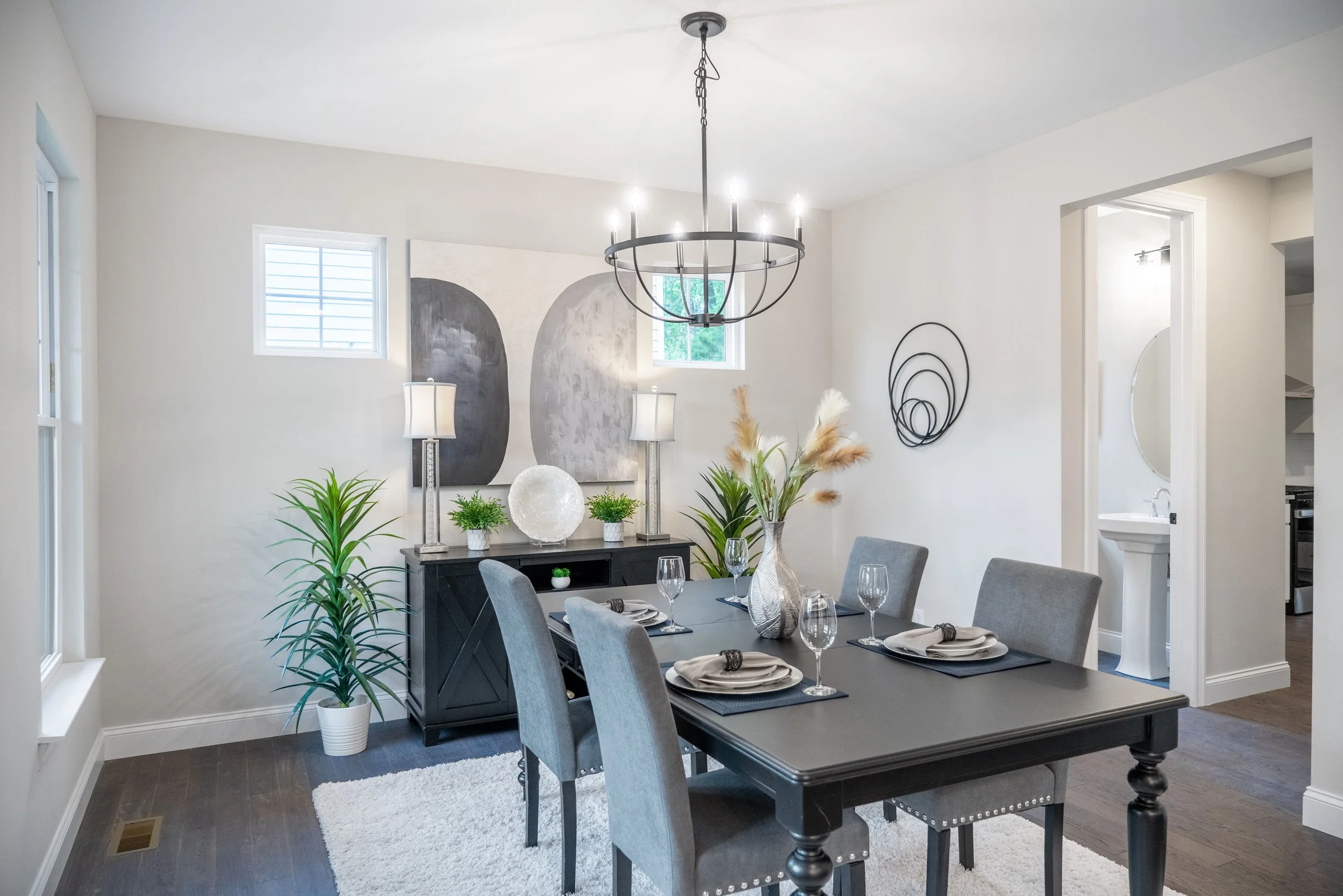Dinning Room 1.jpg