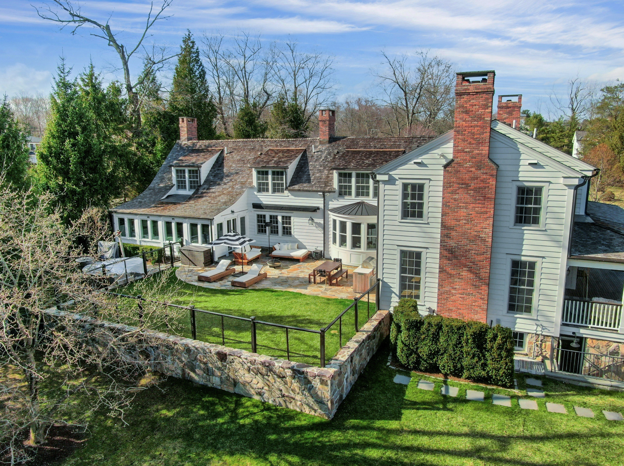 ROBB REPORT - APPLEJACK FARM