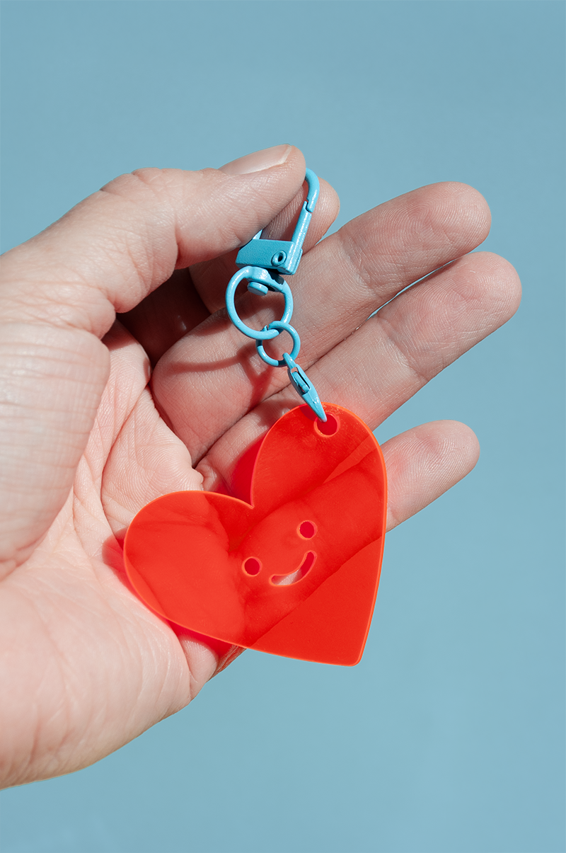 product_sun_and_heart_acrylic_keyring_illustration.png