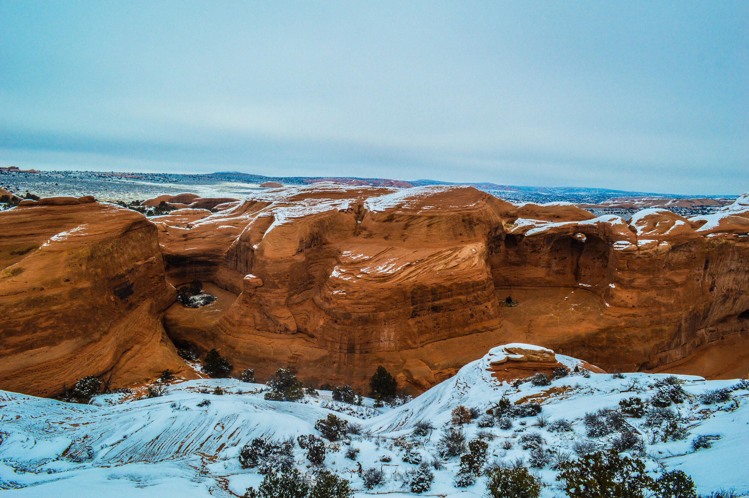 hike to delicate arch.jpg