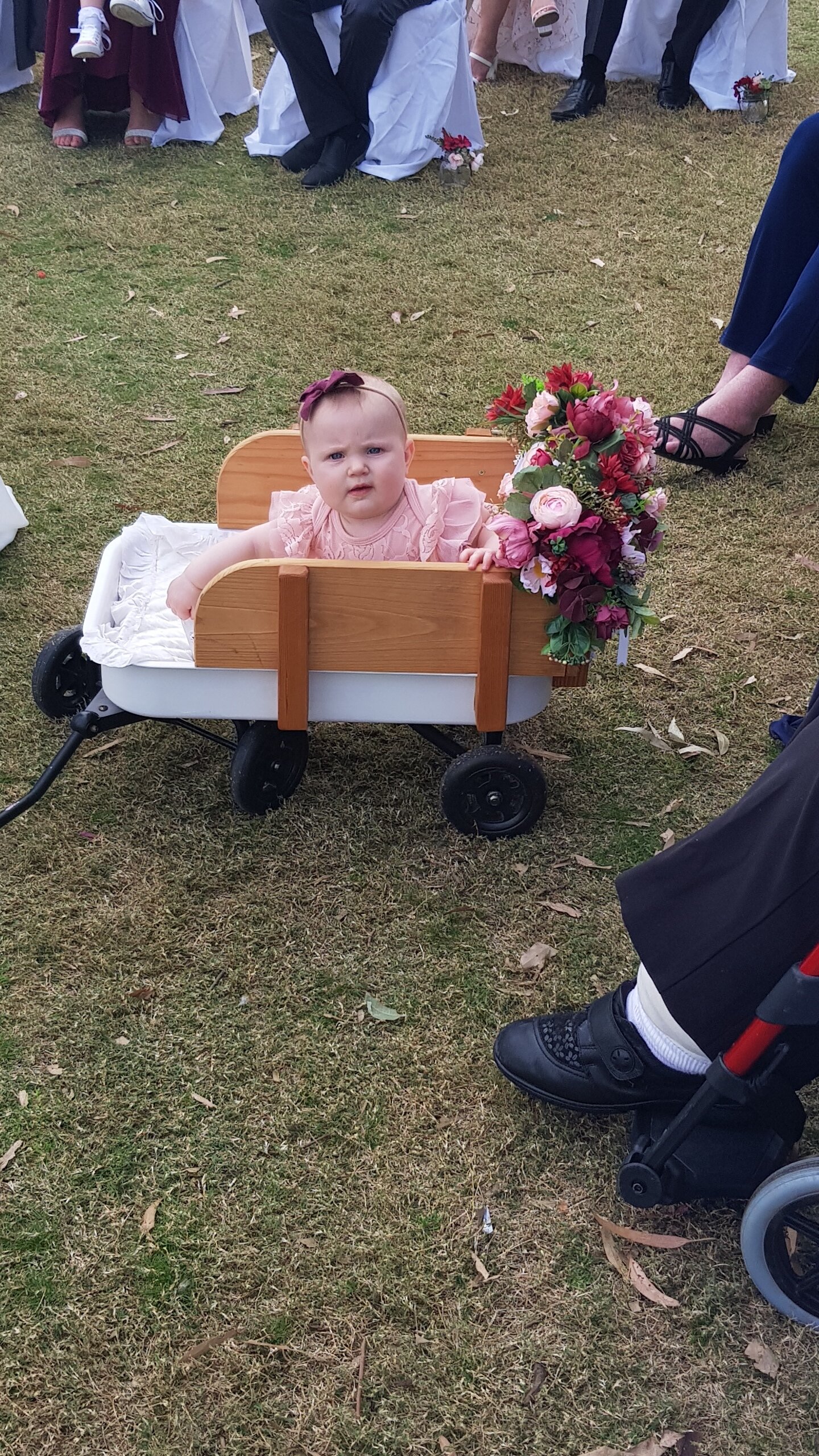 Baby flower girl Mt Annan 17:10:20.jpg