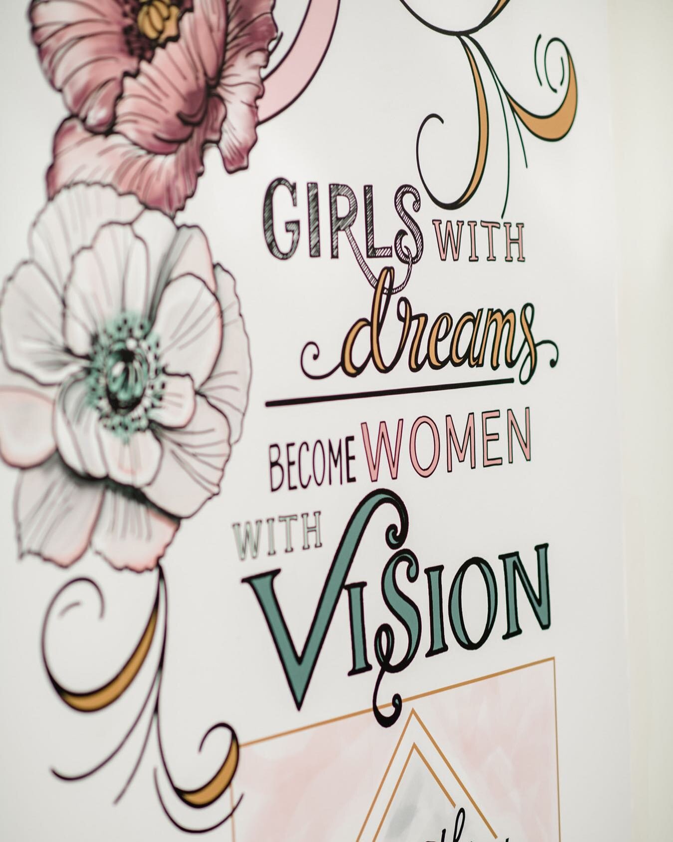 Girls with dreams become women with vision

The Collective615 mural outside our doors in the @landlmarket is giving us some mid-week inspiration to keep us going.

Collective615 is the perfect space to help you get out of a slump, block or whatever i
