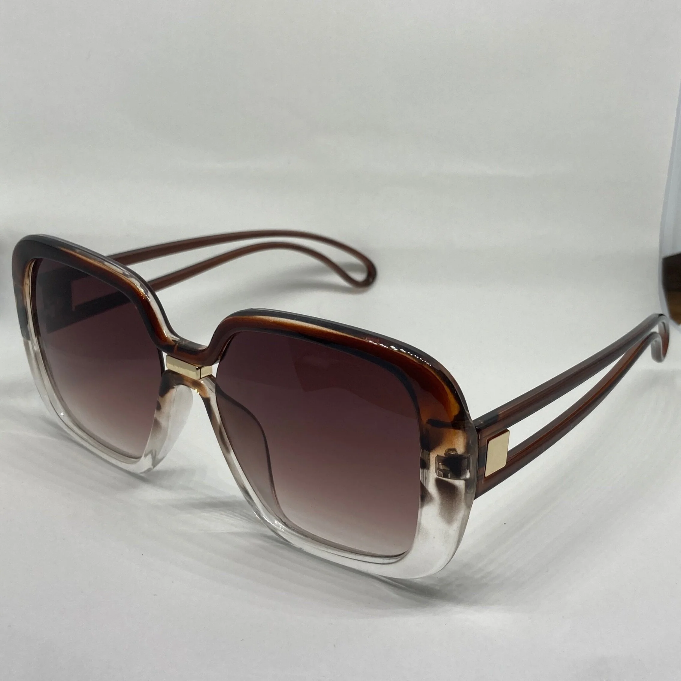 B61946C6-62E2-4236-A572-62177BE0443C